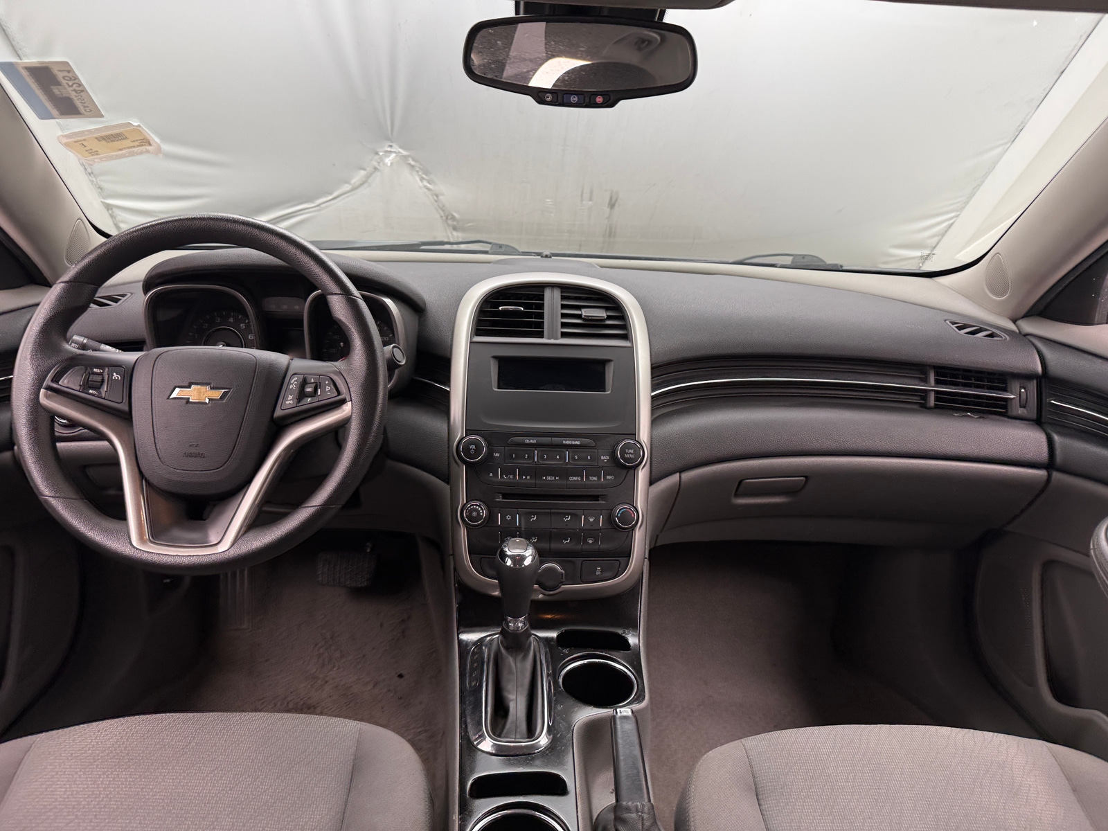 Thumbnail: 2015 Chevrolet Malibu - 3