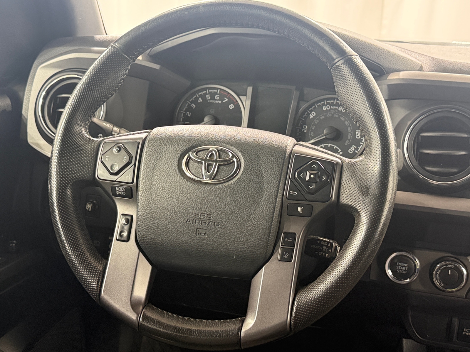 Thumbnail: 2020 Toyota Tacoma - 5