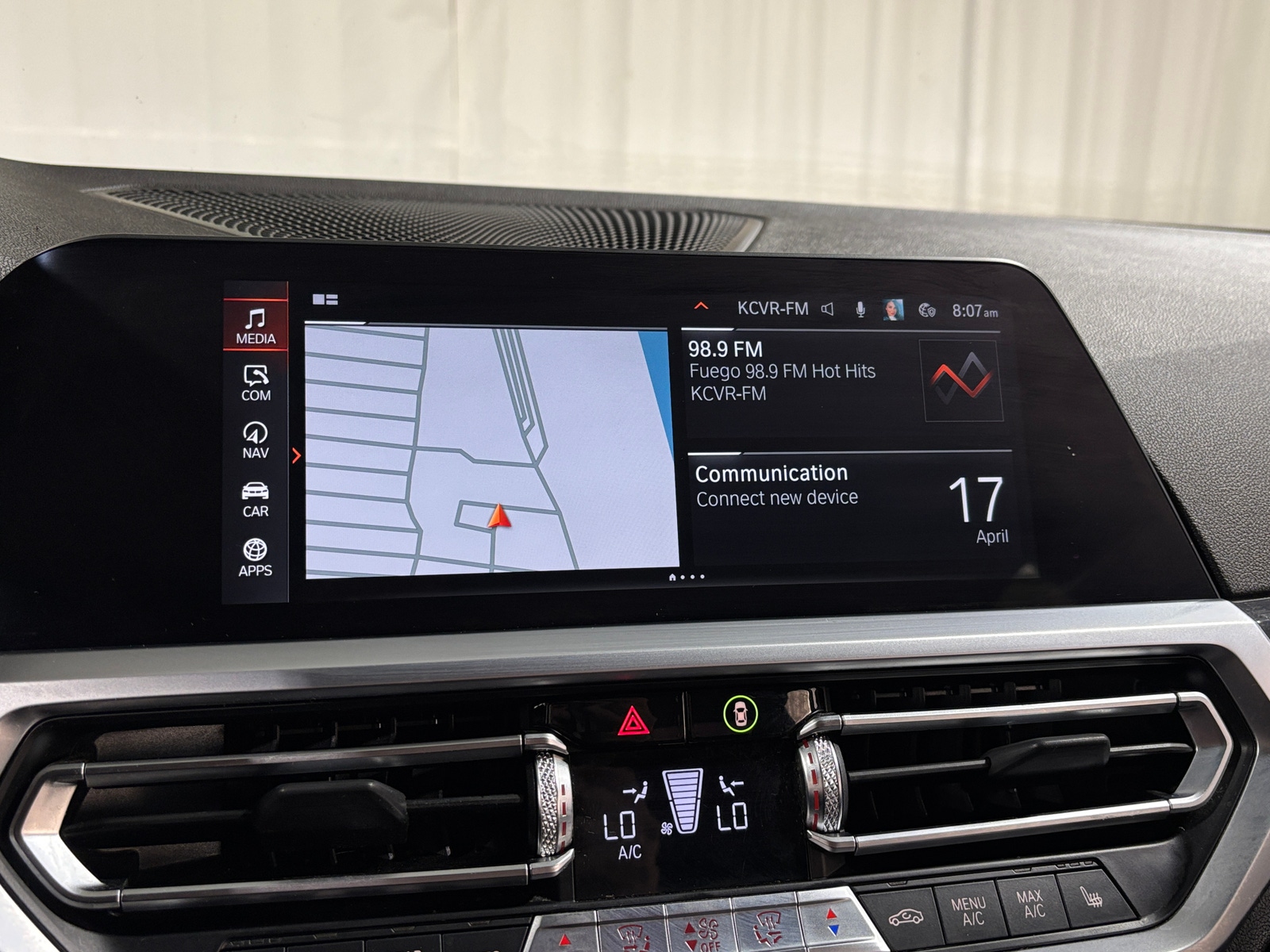 Thumbnail: 2020 BMW 3 Series - 3