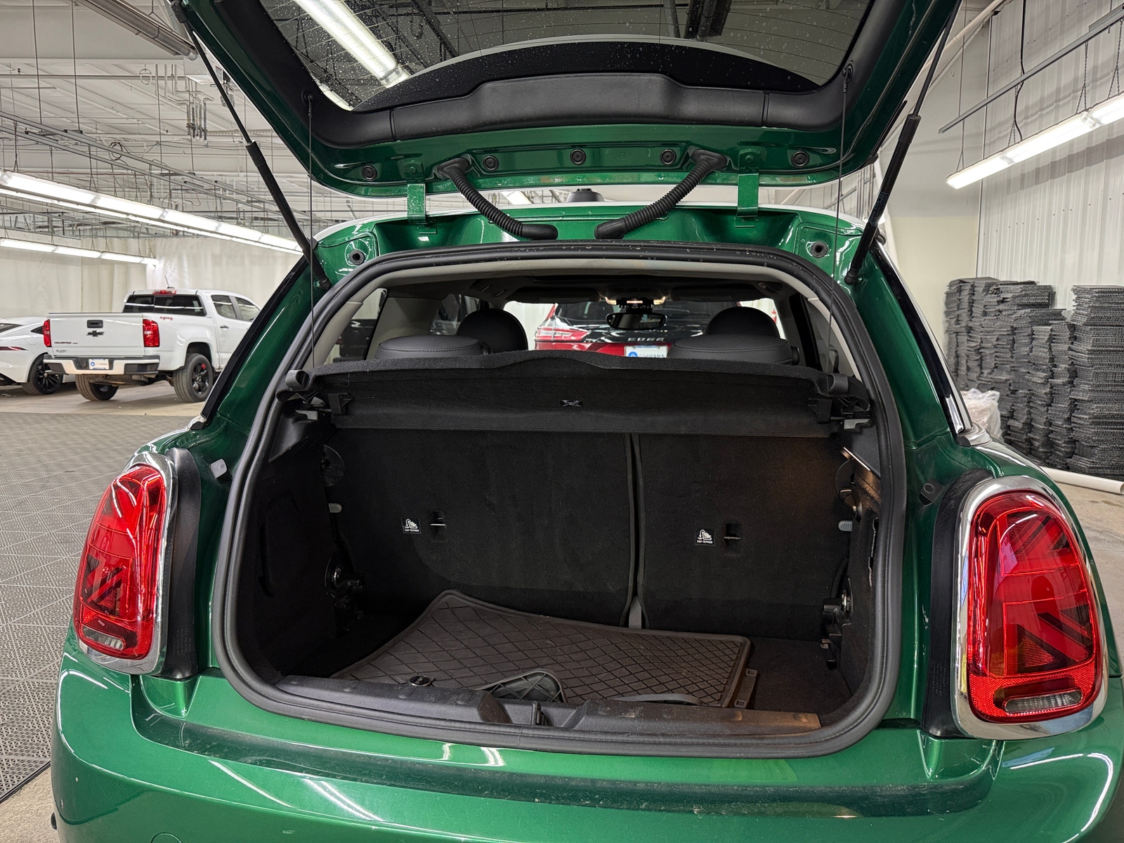 Thumbnail: 2023 MINI Cooper Hardtop - 6