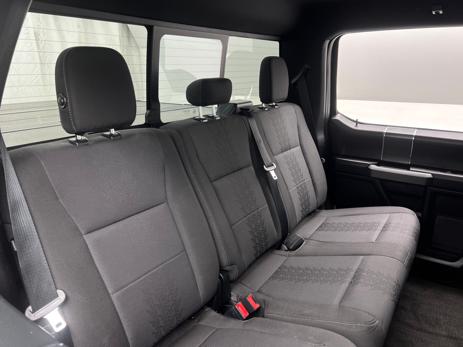 Thumbnail: 2018 Ford Econoline - 6