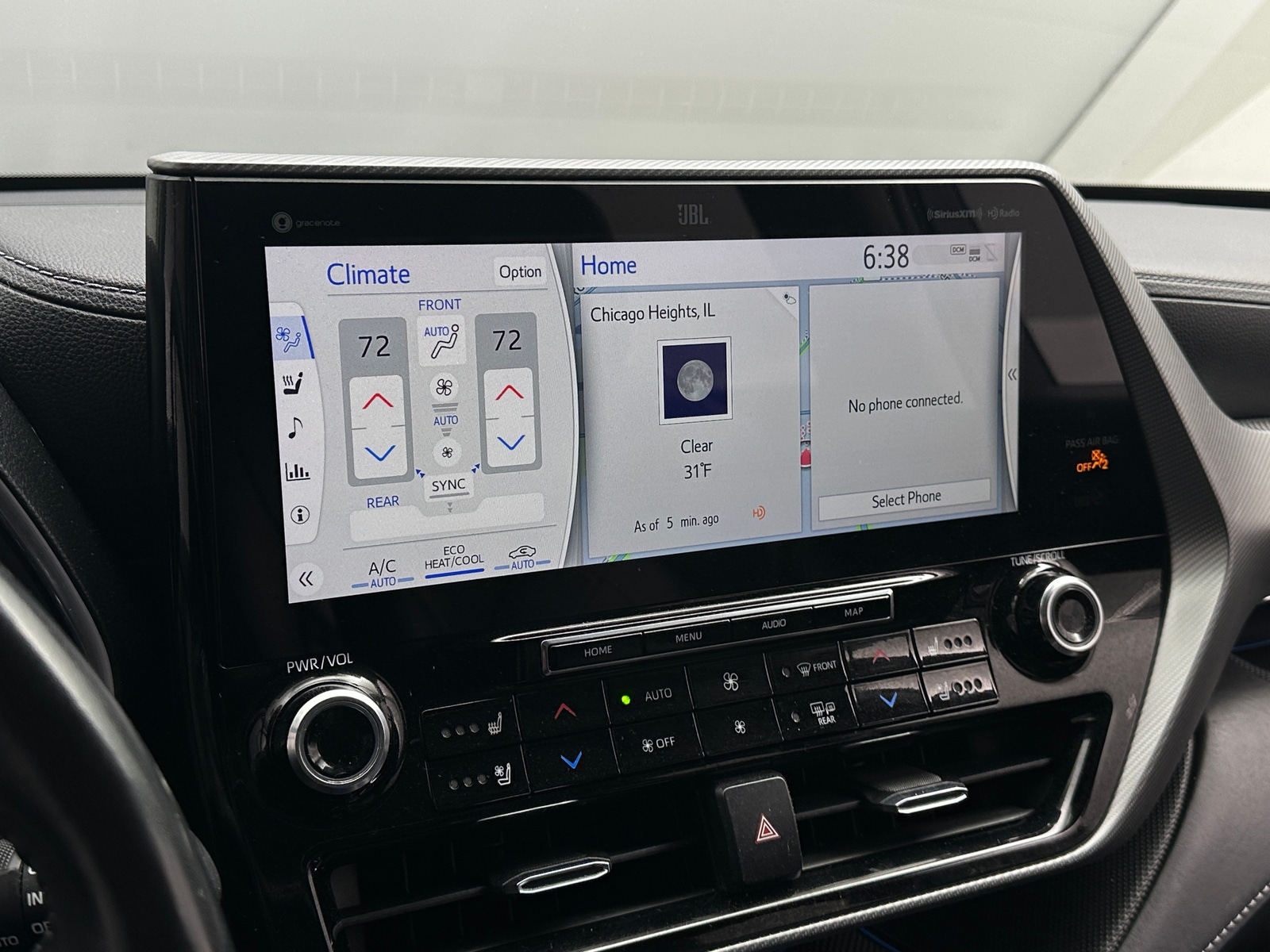 Thumbnail: 2021 Toyota Highlander - 3