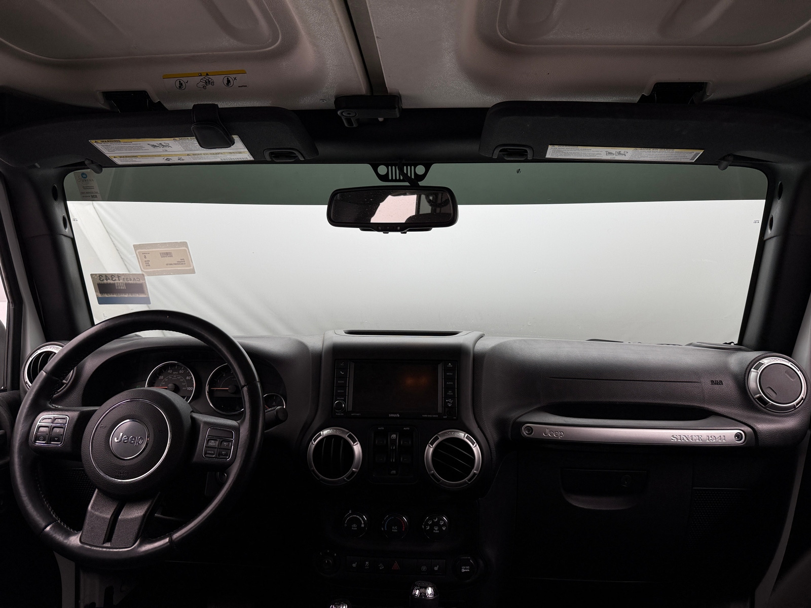 Thumbnail: 2015 Jeep Wrangler - 3