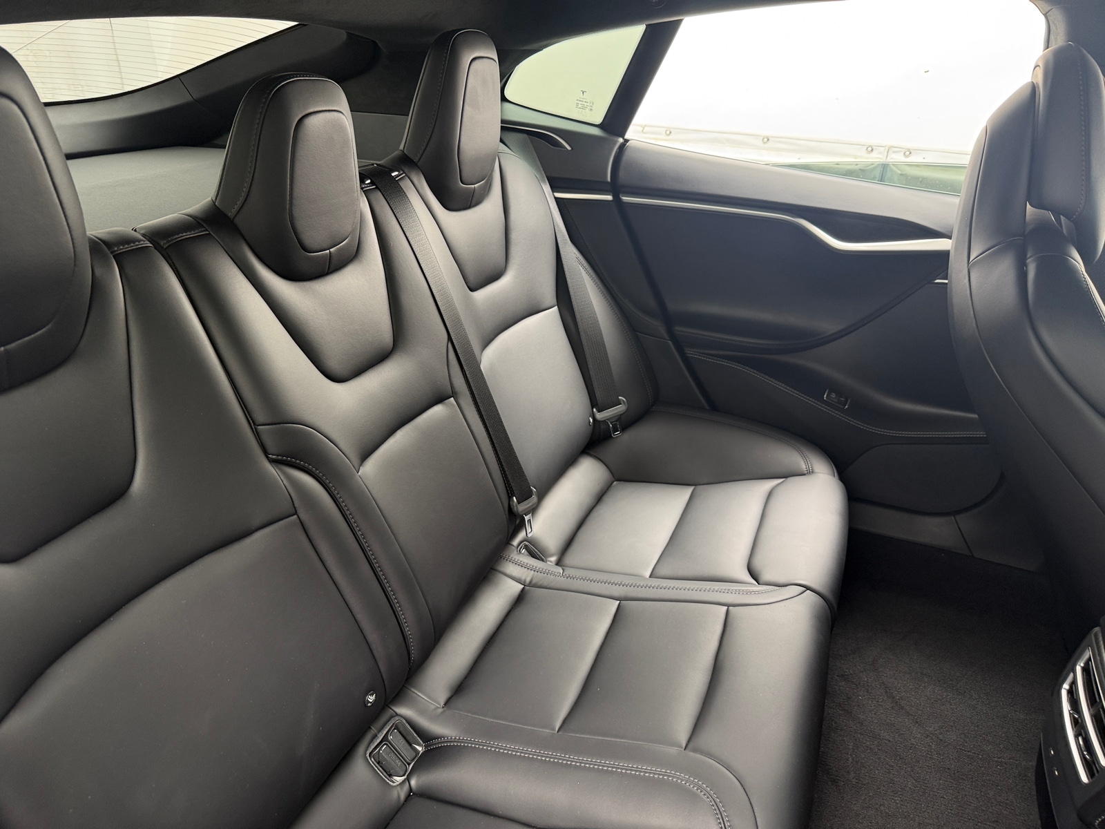 Thumbnail: 2017 Tesla Model S - 5