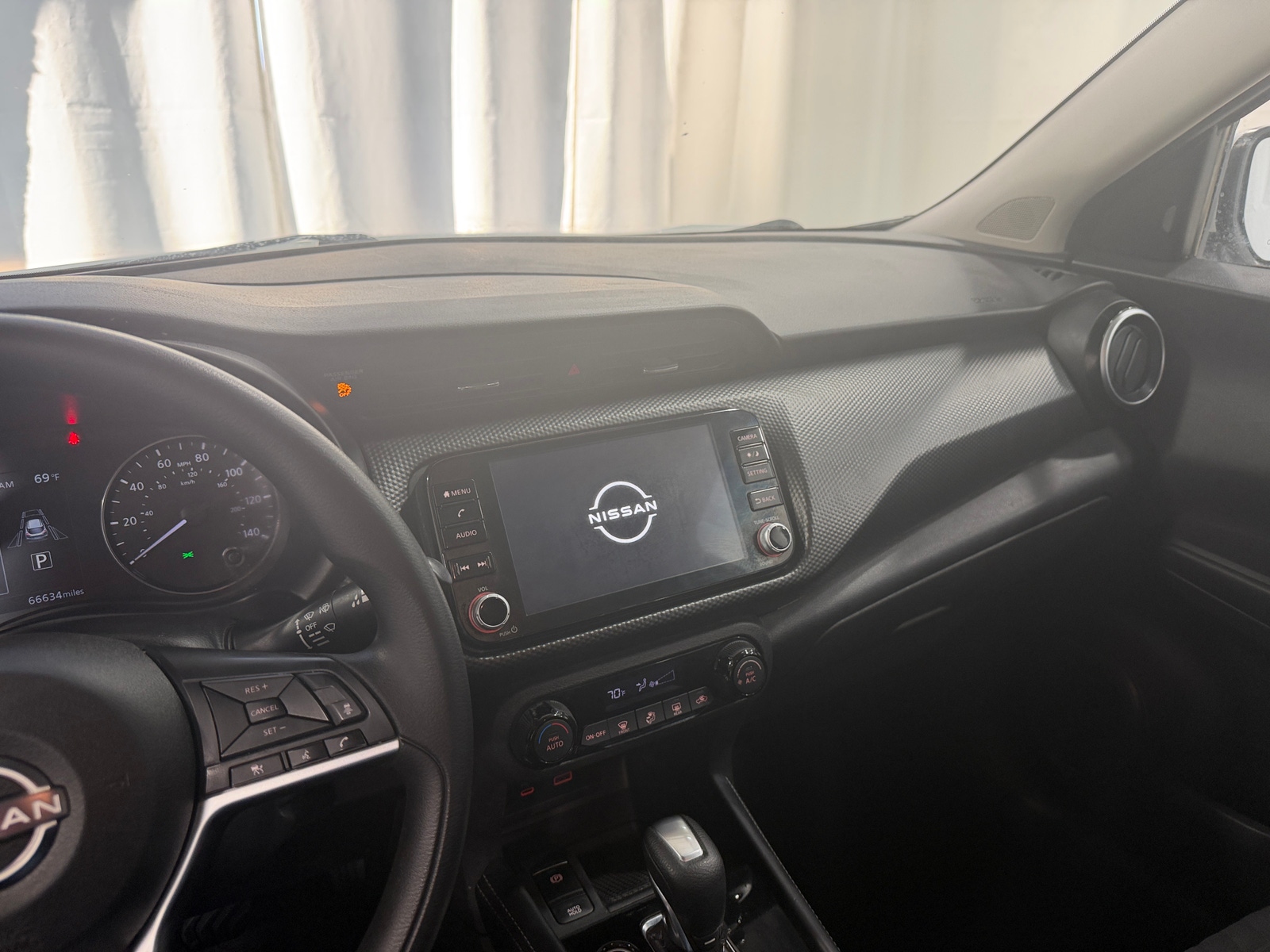 Thumbnail: 2022 Nissan Kicks - 4