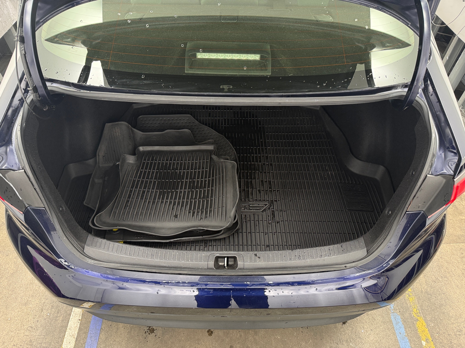 Thumbnail: 2023 Toyota Corolla - 7