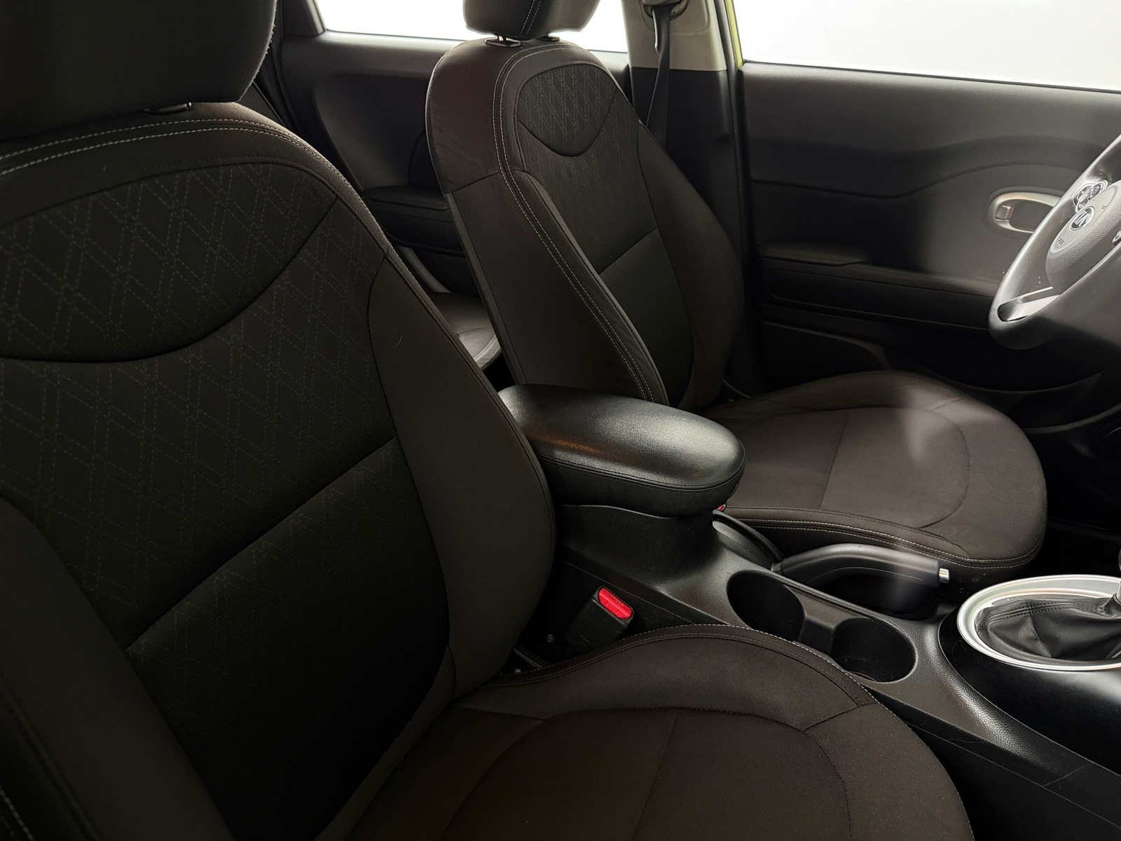 Thumbnail: 2016 Kia Soul - 2