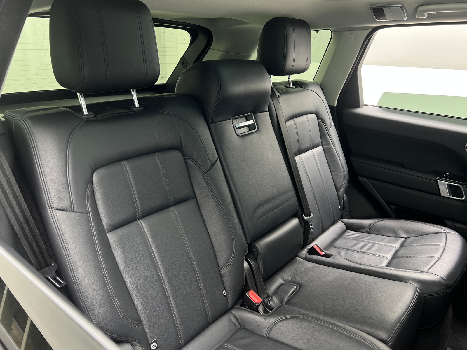 Thumbnail: 2020 Land Rover Range Rover Sport - 5