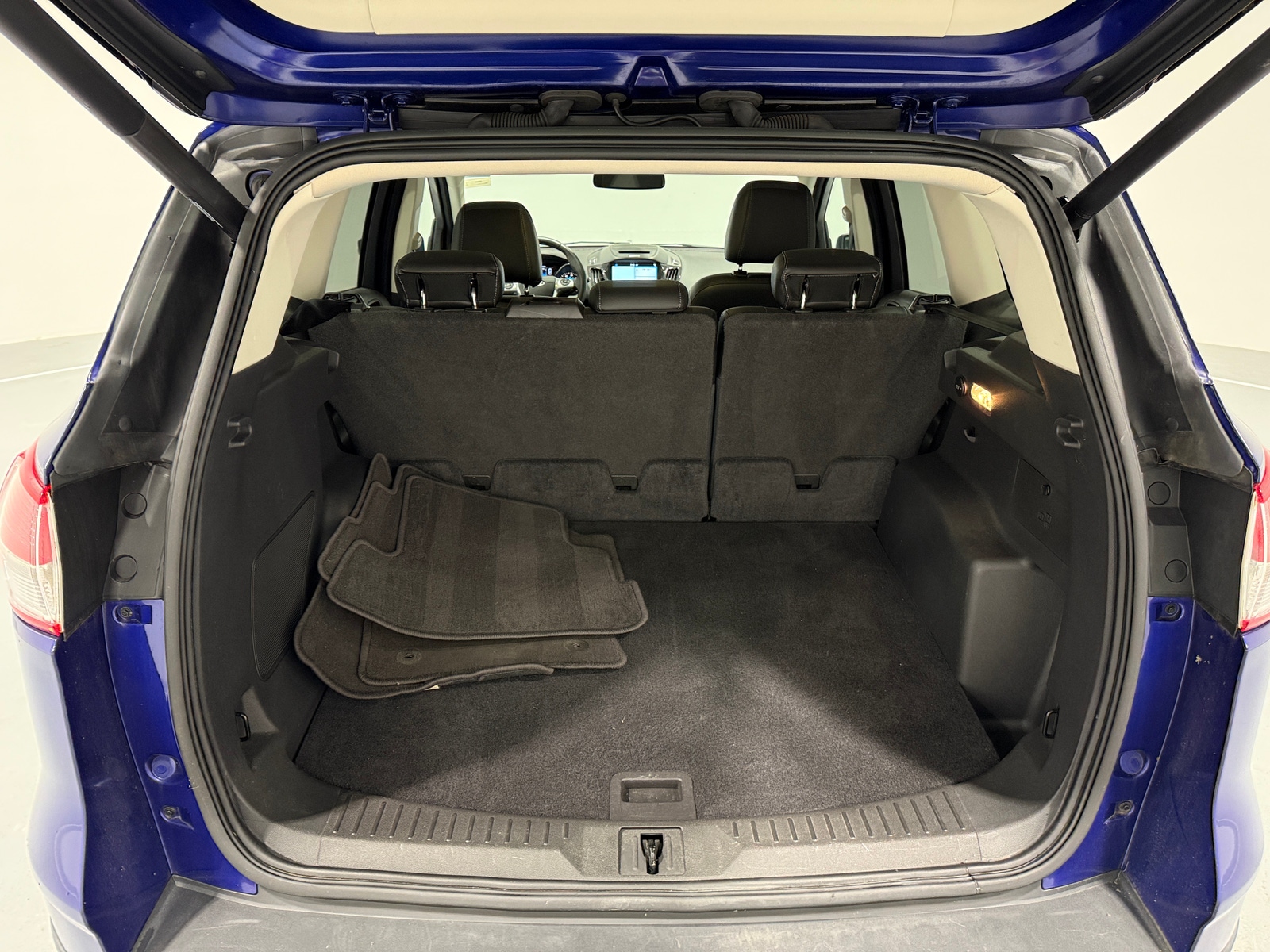 Thumbnail: 2016 Ford Escape - 6