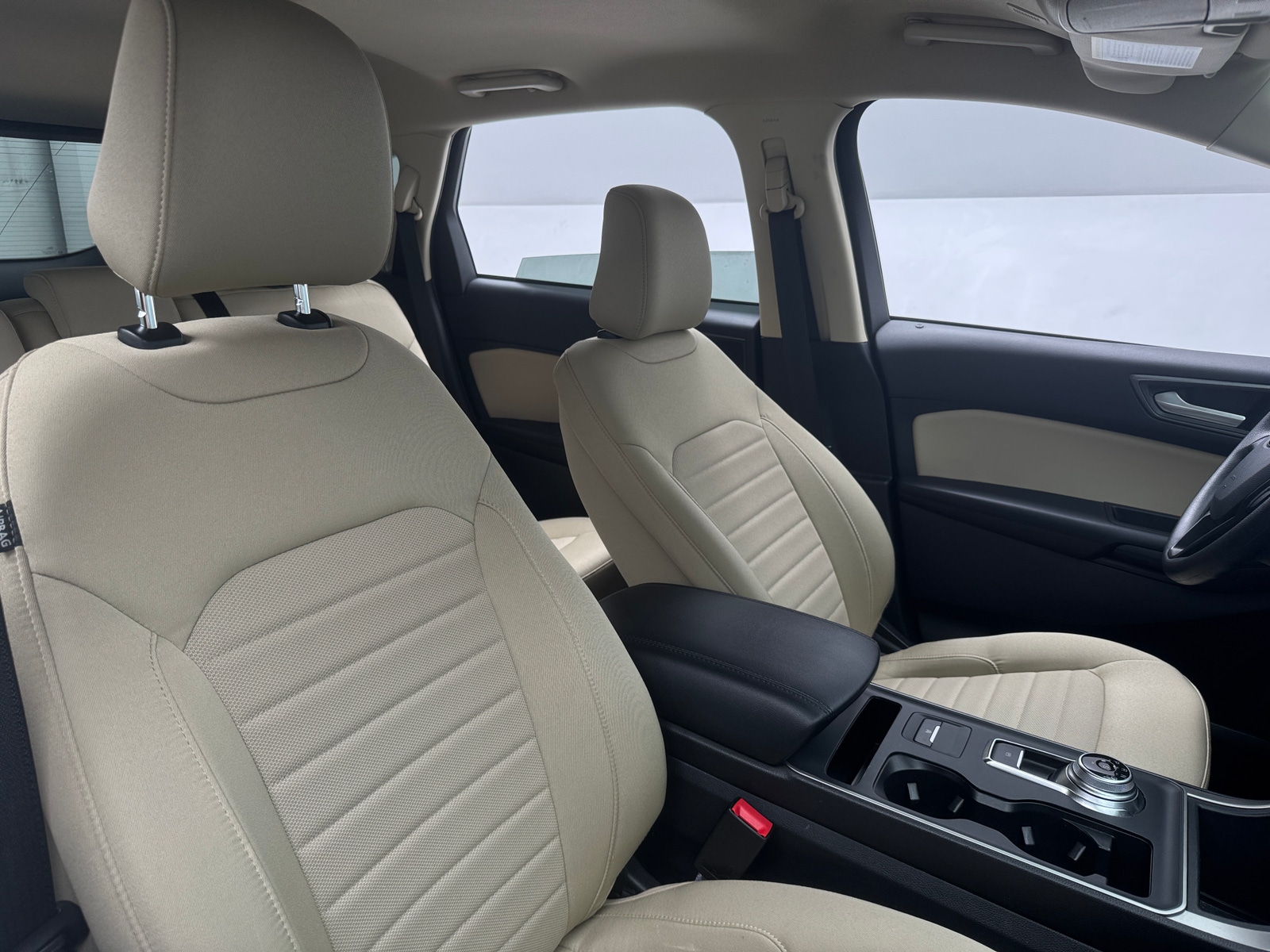 Thumbnail: 2021 Ford Edge - 2