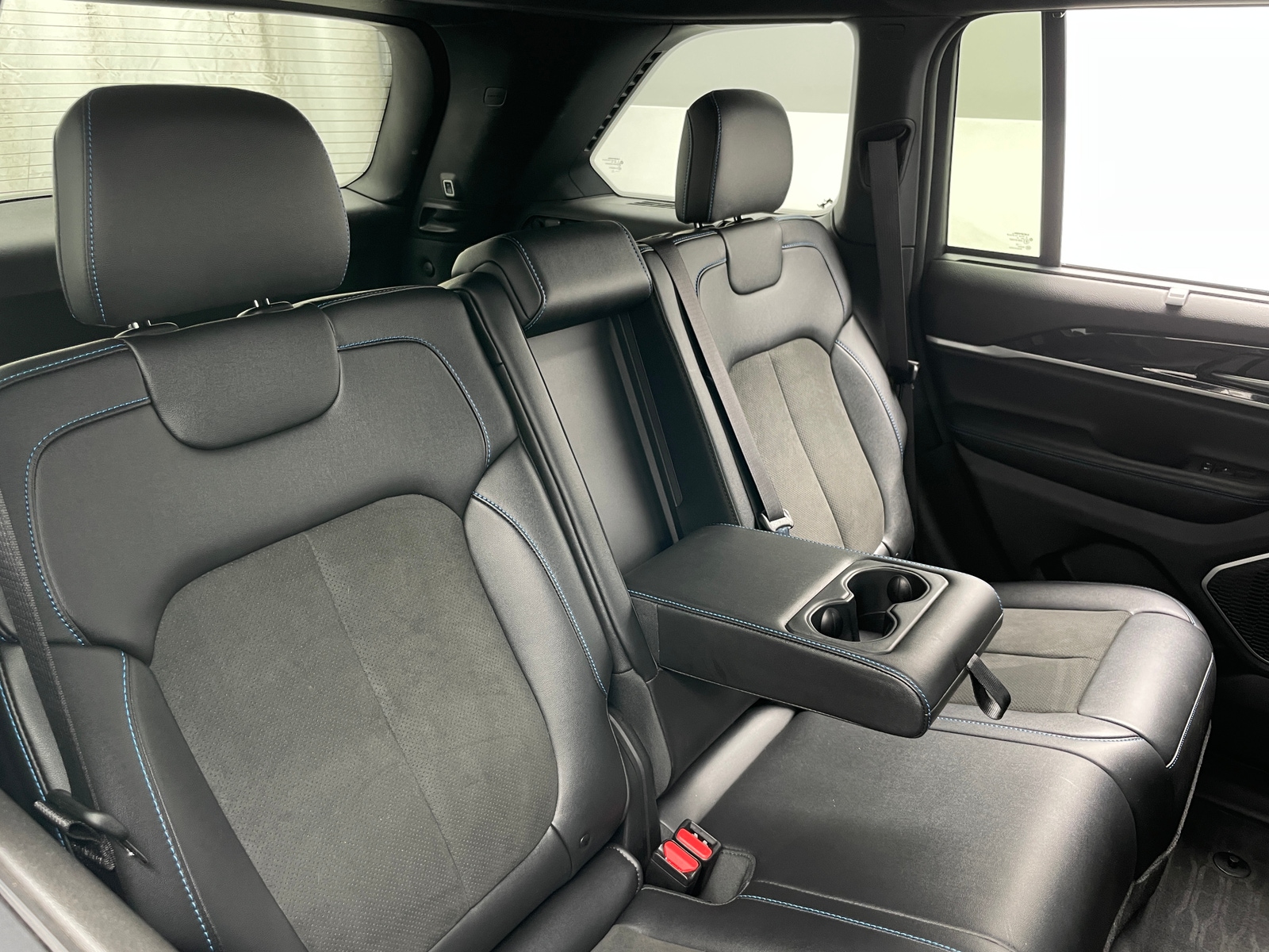 Thumbnail: 2023 Jeep Grand Cherokee - 5