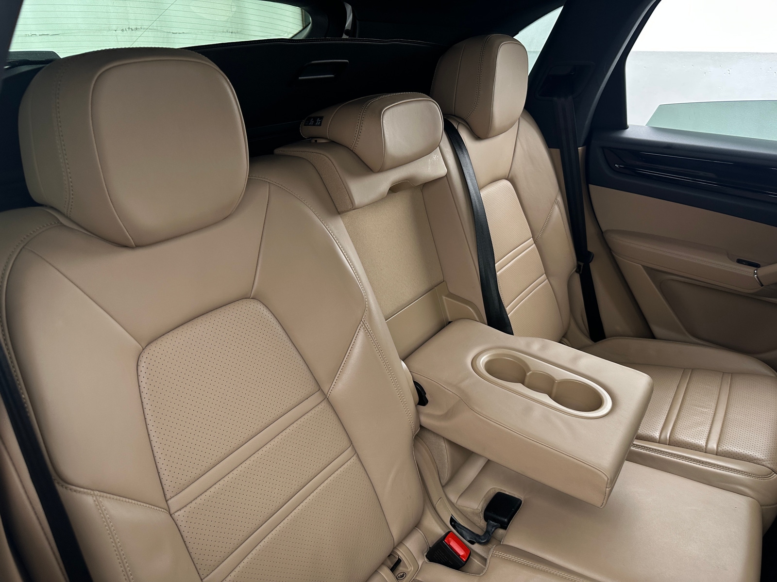 Thumbnail: 2021 Porsche Cayenne - 5