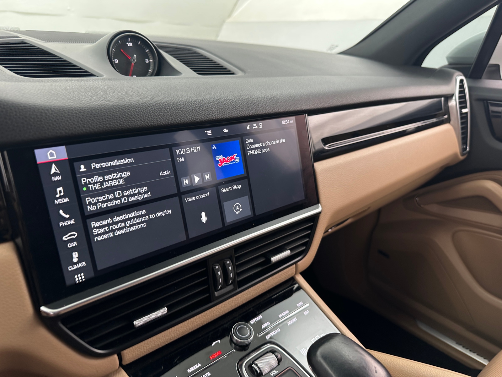 Thumbnail: 2021 Porsche Cayenne - 3
