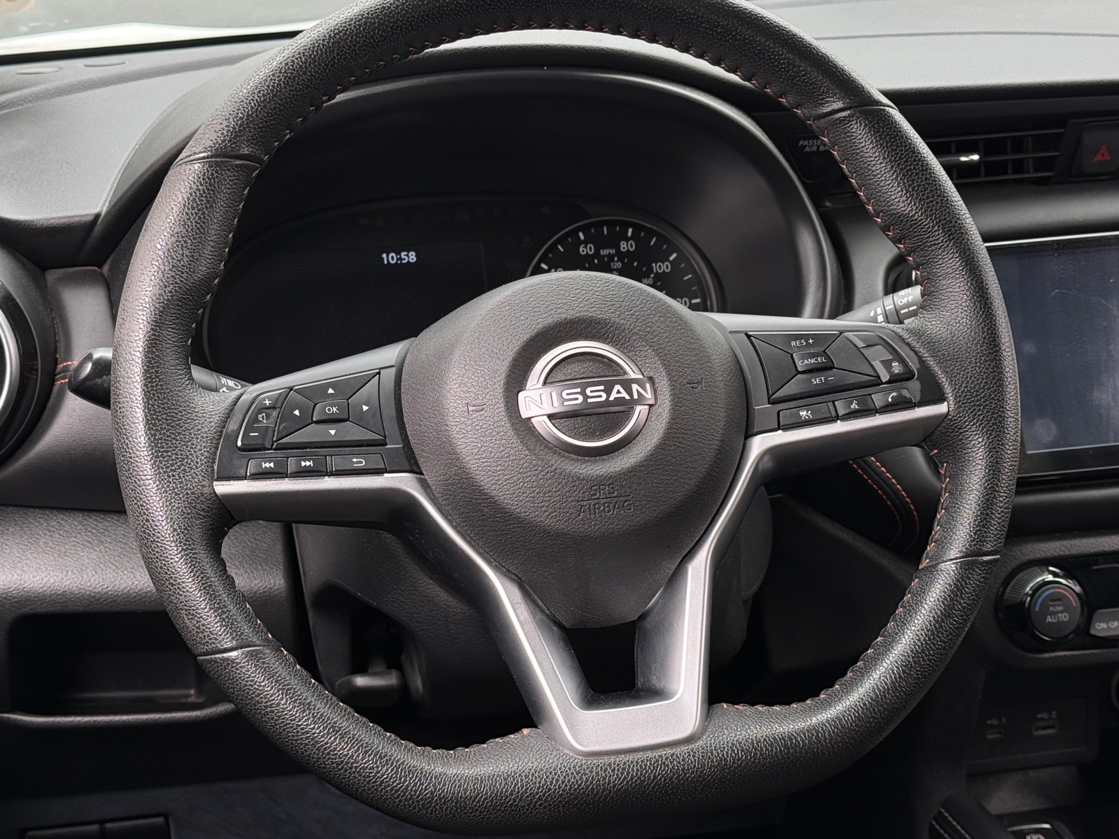 Thumbnail: 2022 Nissan Kicks - 5