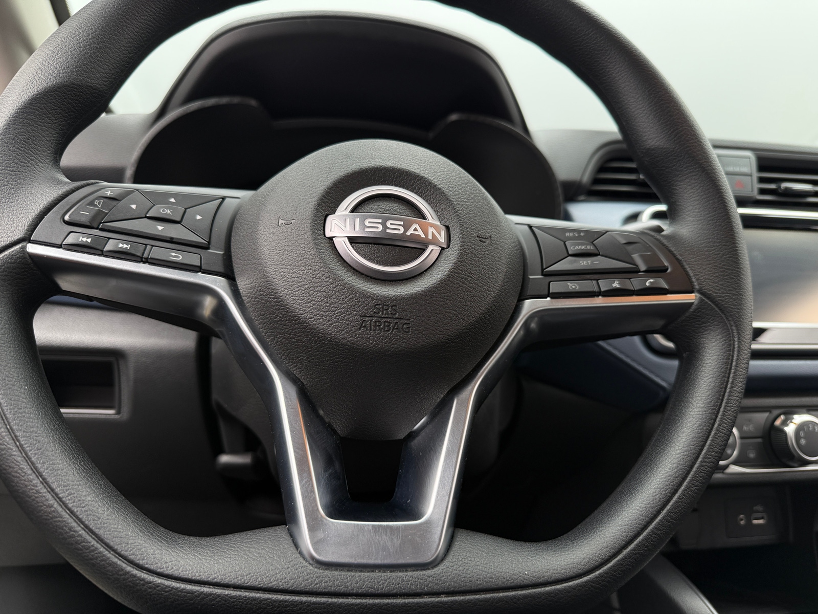 Thumbnail: 2025 Nissan Versa - 5