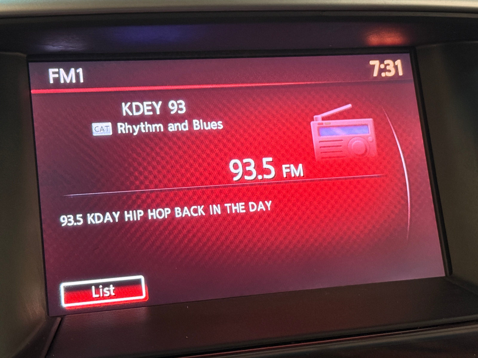 Thumbnail: 2014 Nissan Pathfinder - 3