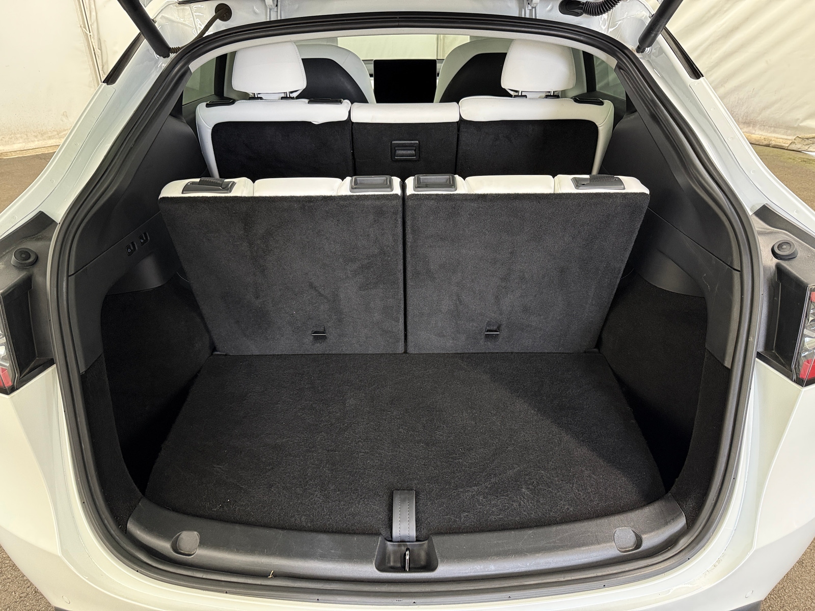 Thumbnail: 2022 Tesla Model Y - 6