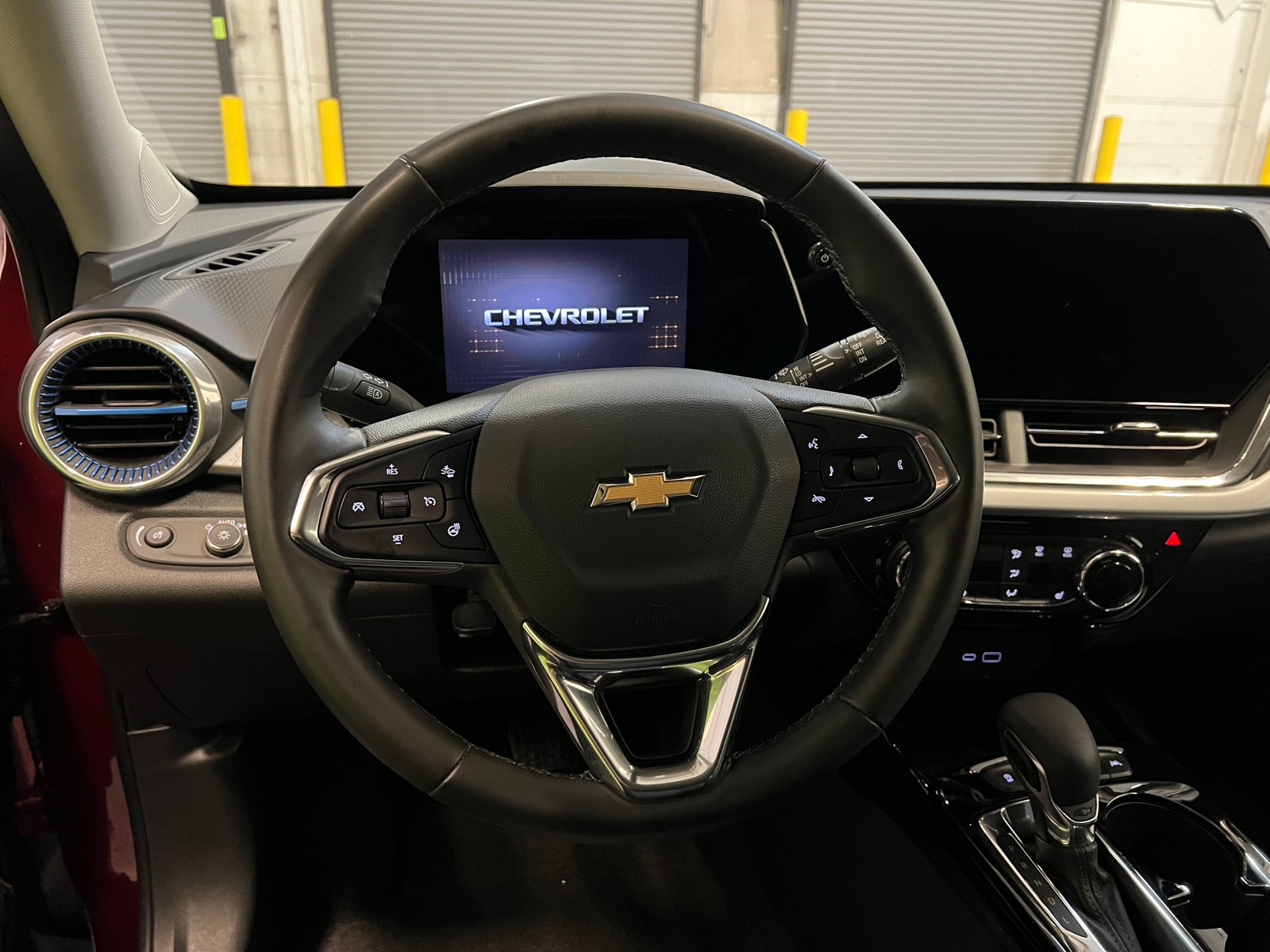 Thumbnail: 2025 Chevrolet Trax - 5