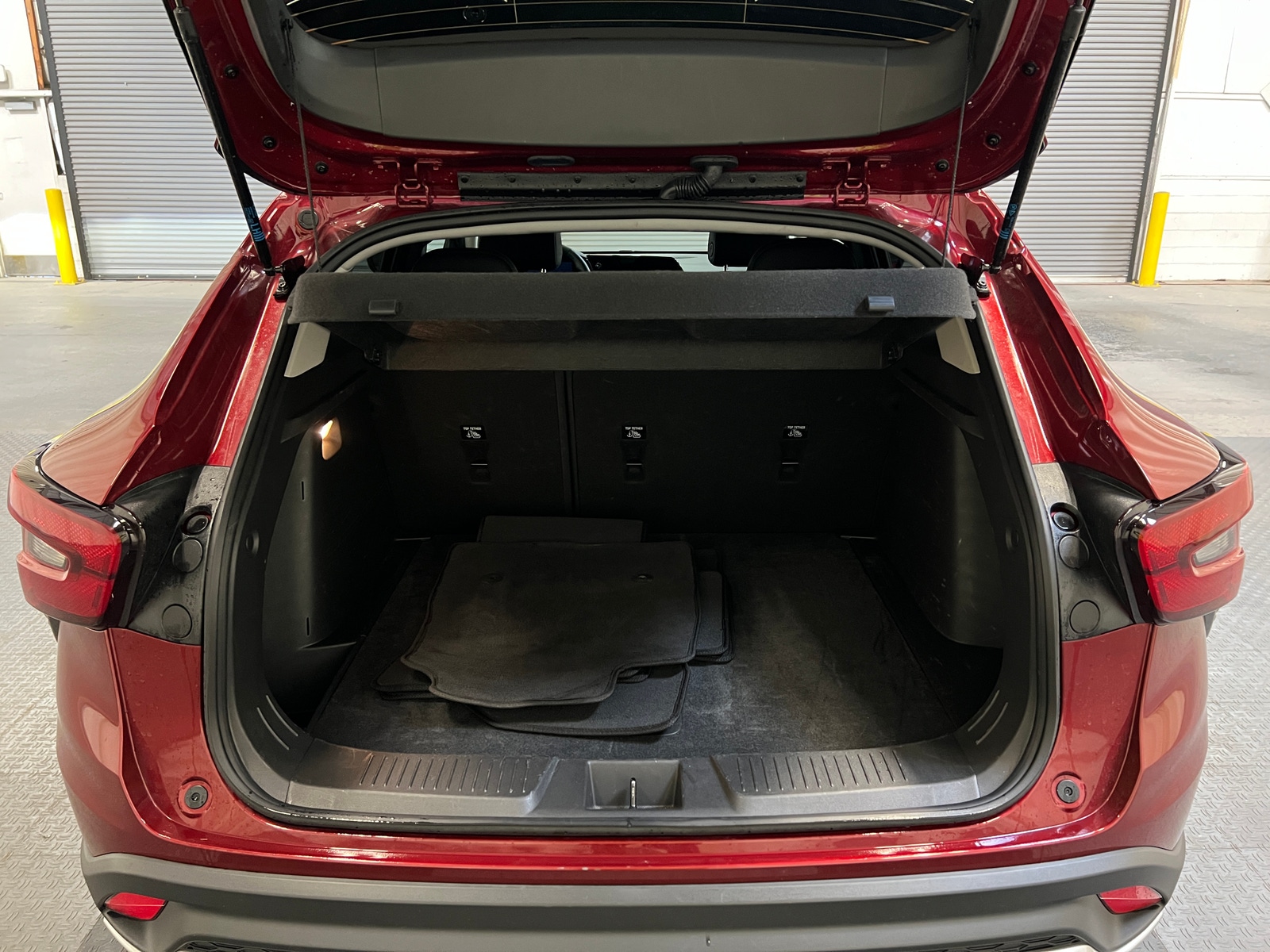 Thumbnail: 2025 Chevrolet Trax - 7