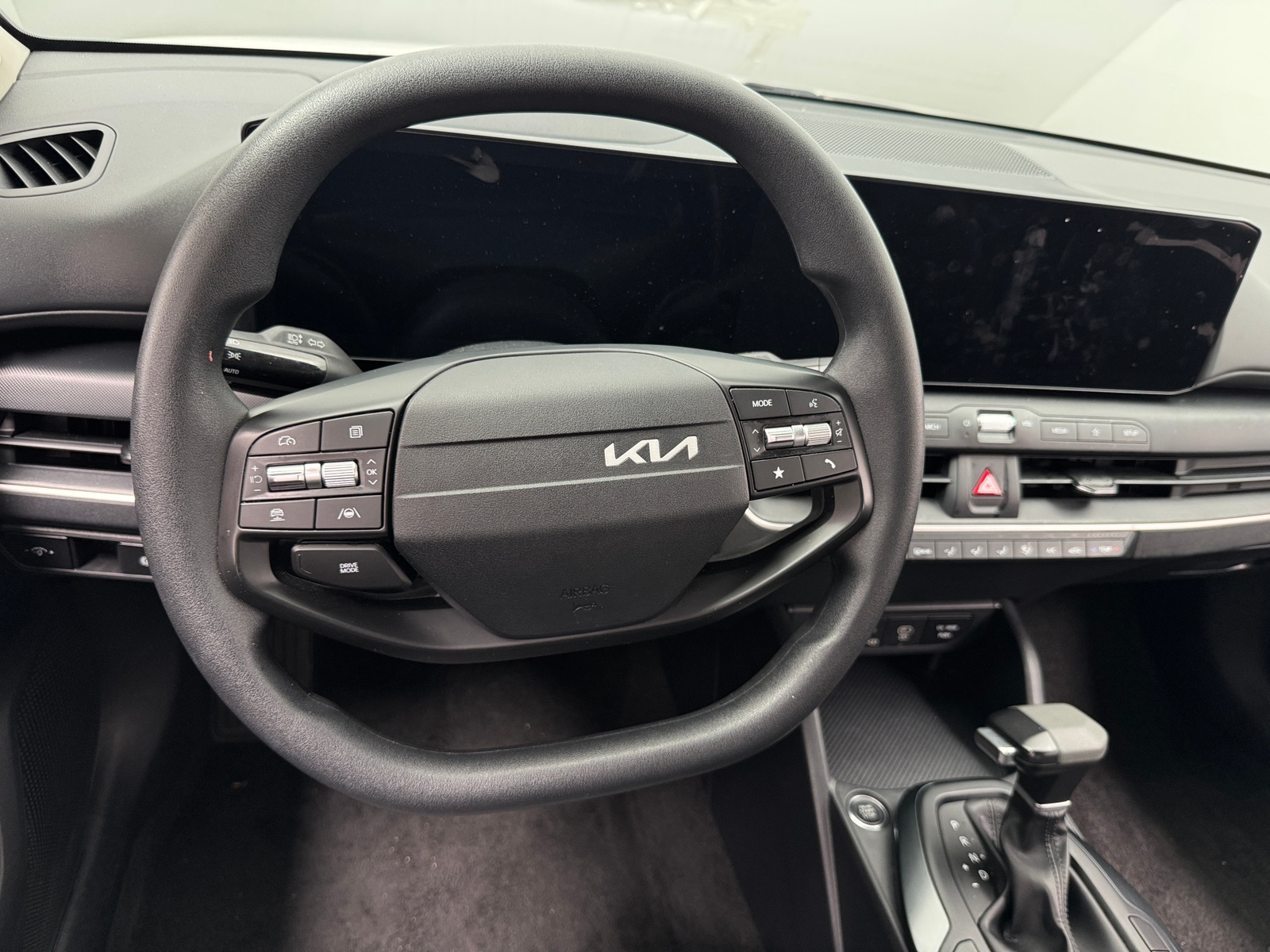 Thumbnail: 2025 Kia K4 - 5