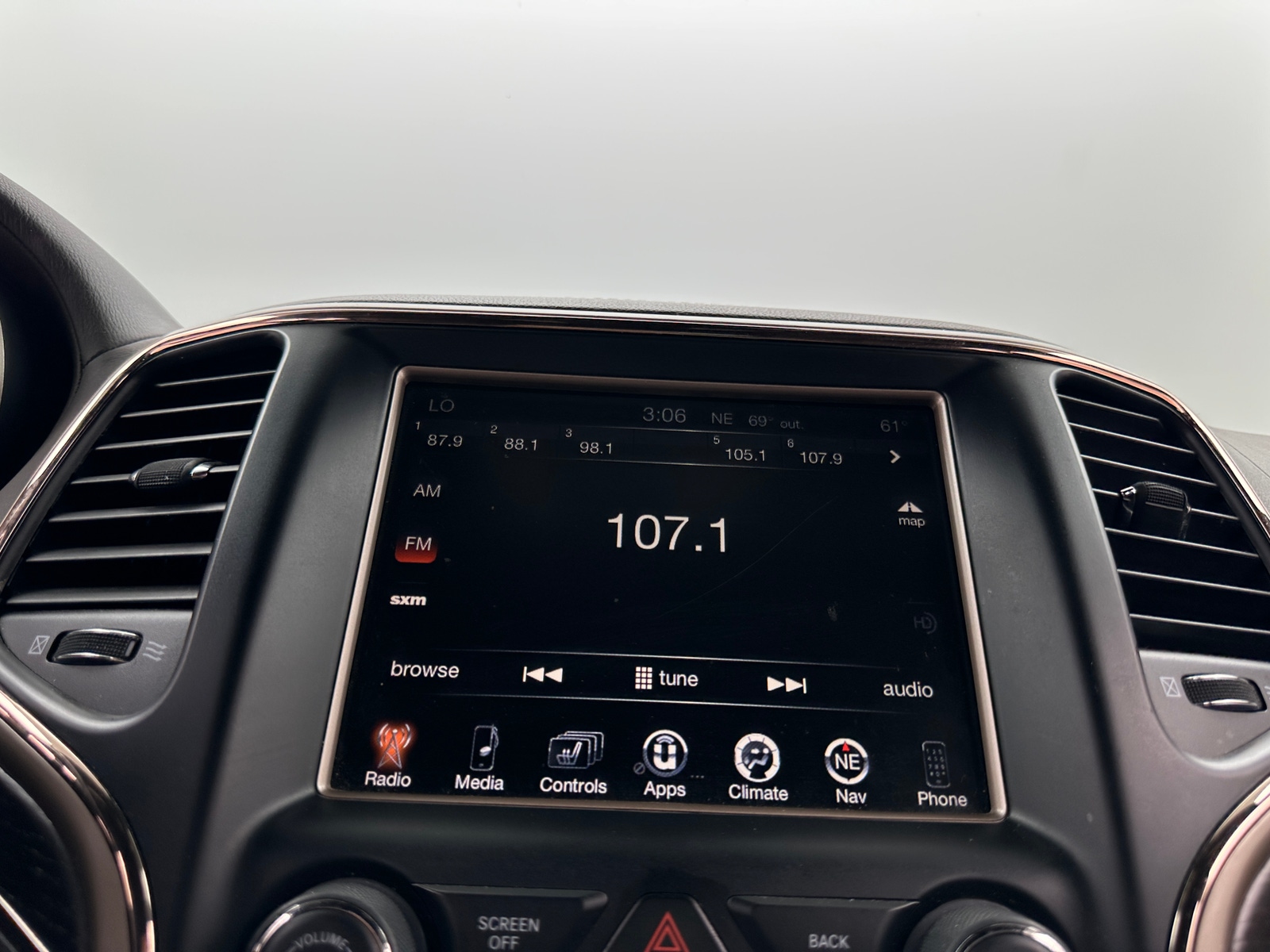 Thumbnail: 2014 Jeep Grand Cherokee - 4