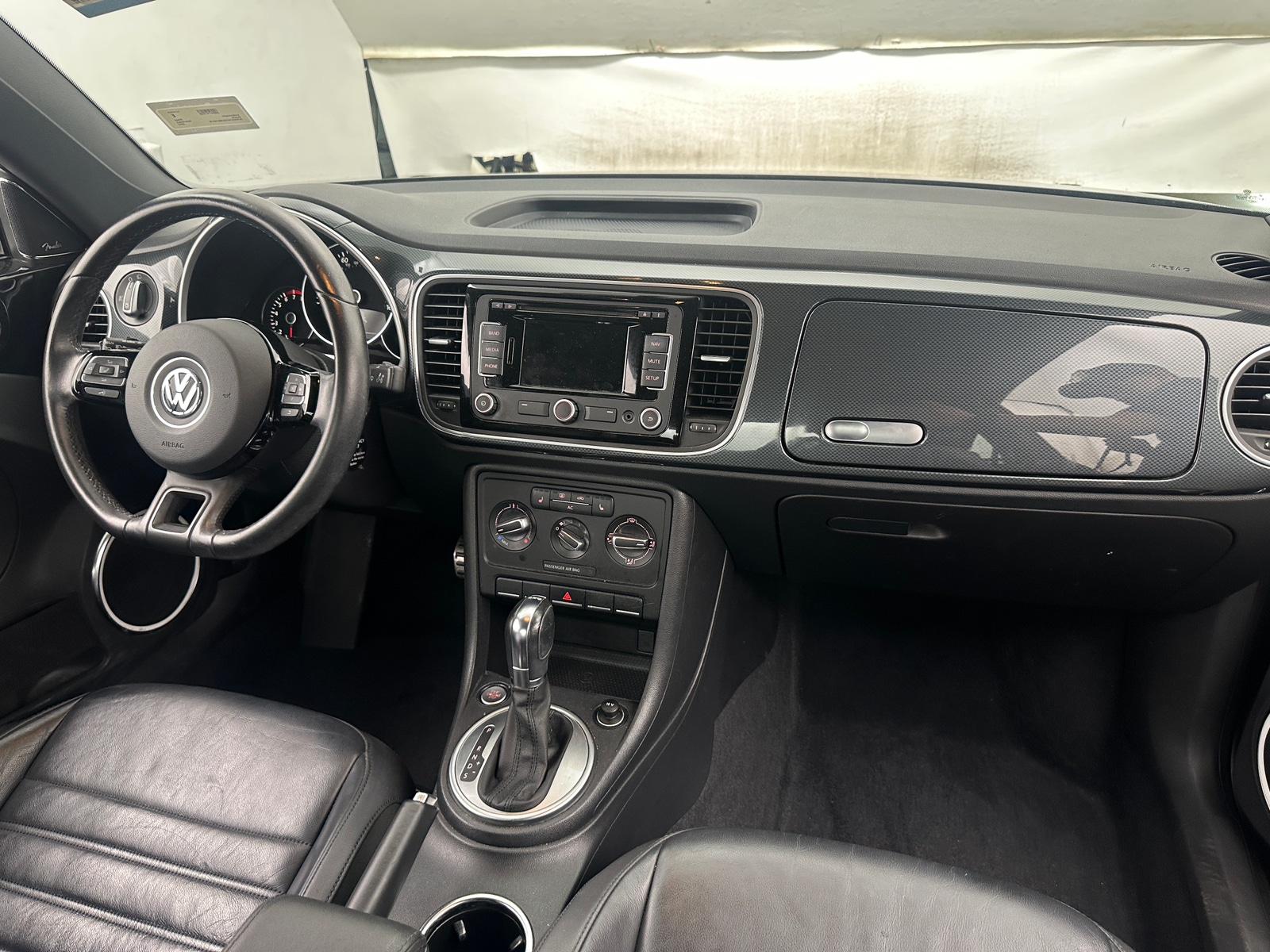 Thumbnail: 2012 Volkswagen Beetle - 3