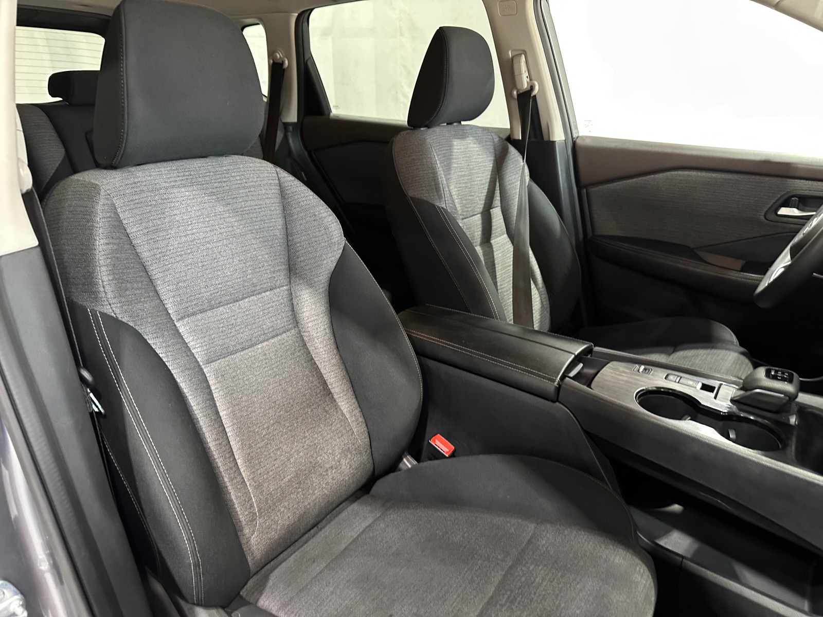 Thumbnail: 2021 Nissan Rogue - 2