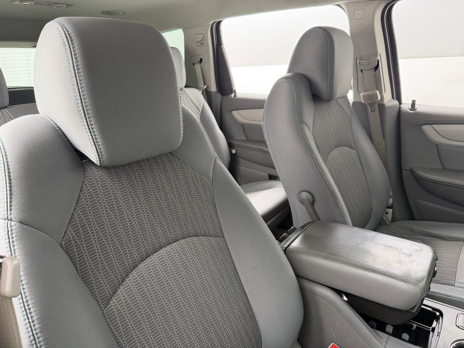 Thumbnail: 2017 Chevrolet Traverse - 2