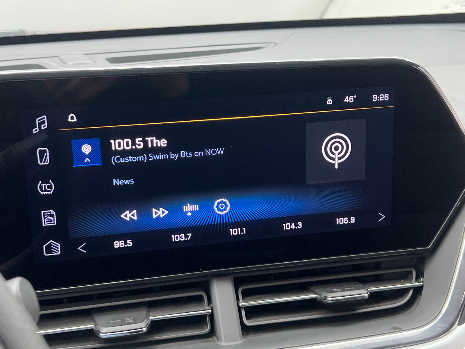 Thumbnail: 2025 Chevrolet Trax - 4