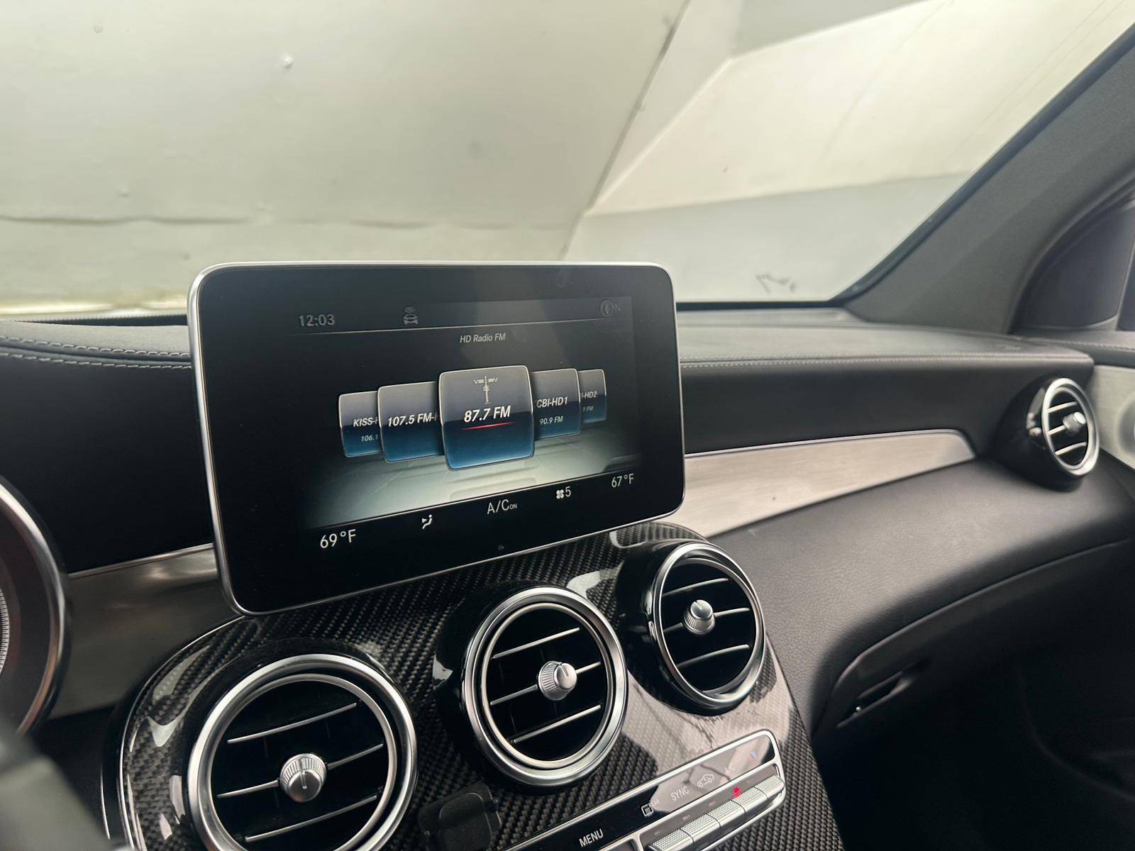 Thumbnail: 2019 Mercedes-Benz GLC - 3