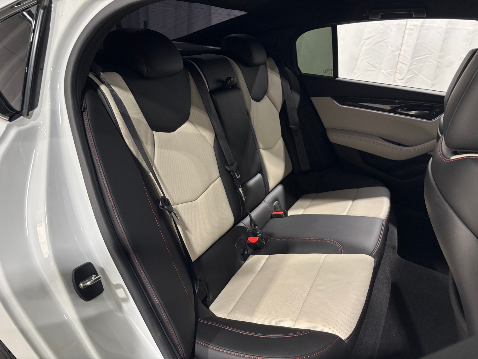 Thumbnail: 2021 Cadillac CT5 - 5