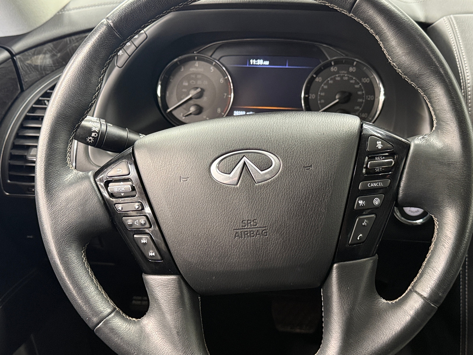 Thumbnail: 2023 INFINITI QX80 - 4