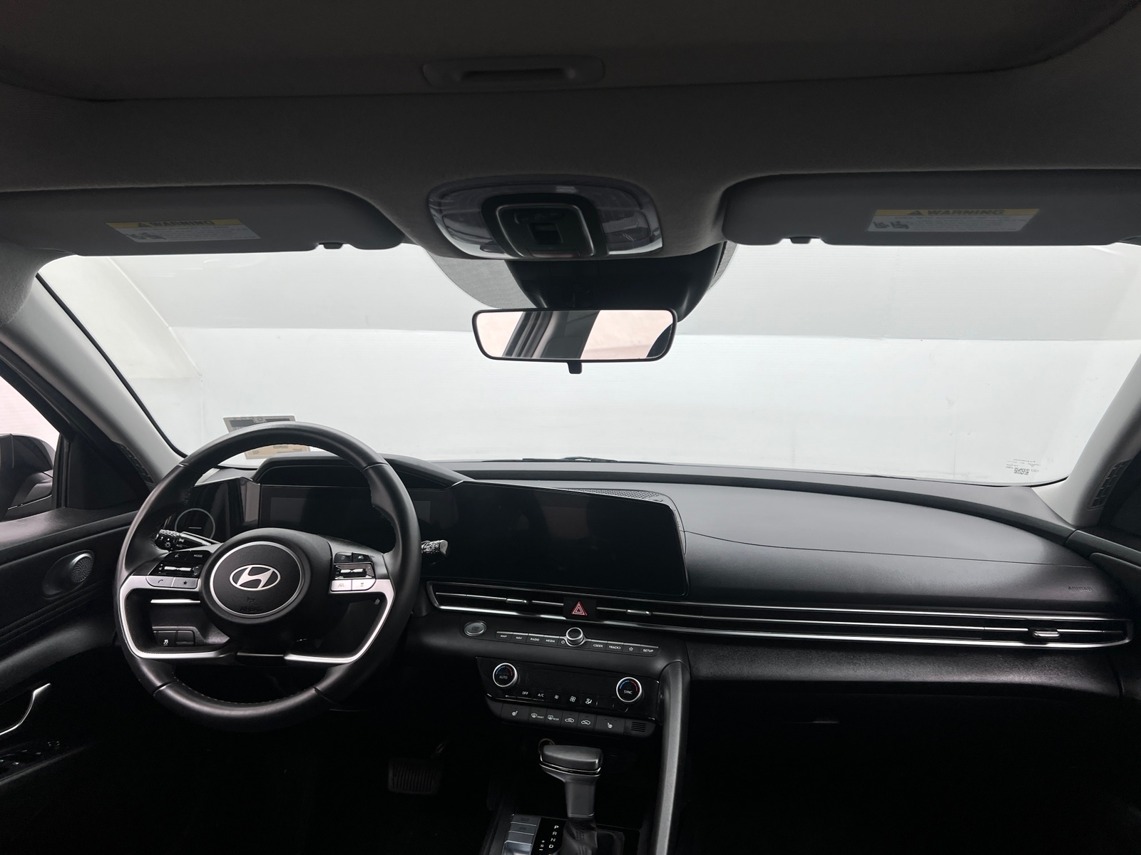 Thumbnail: 2025 Hyundai Elantra - 3