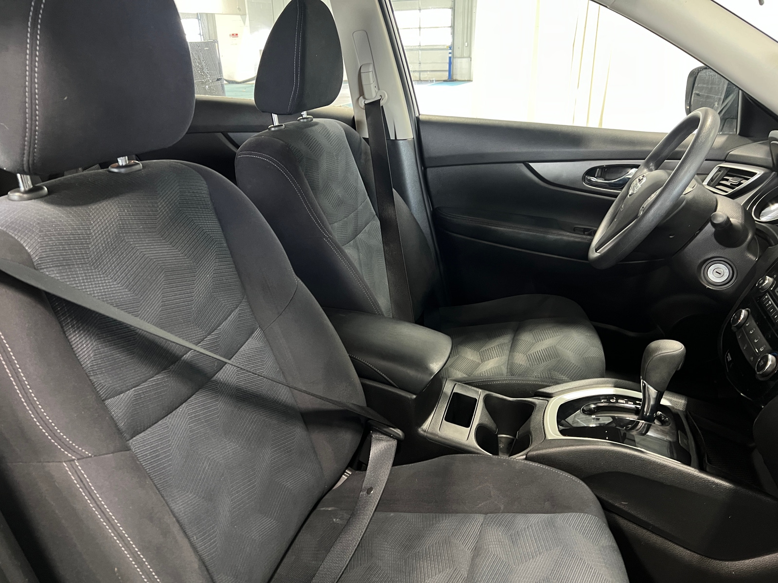Thumbnail: 2016 Nissan Rogue - 2
