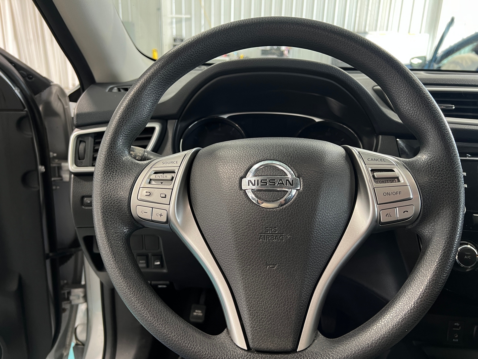 Thumbnail: 2016 Nissan Rogue - 5
