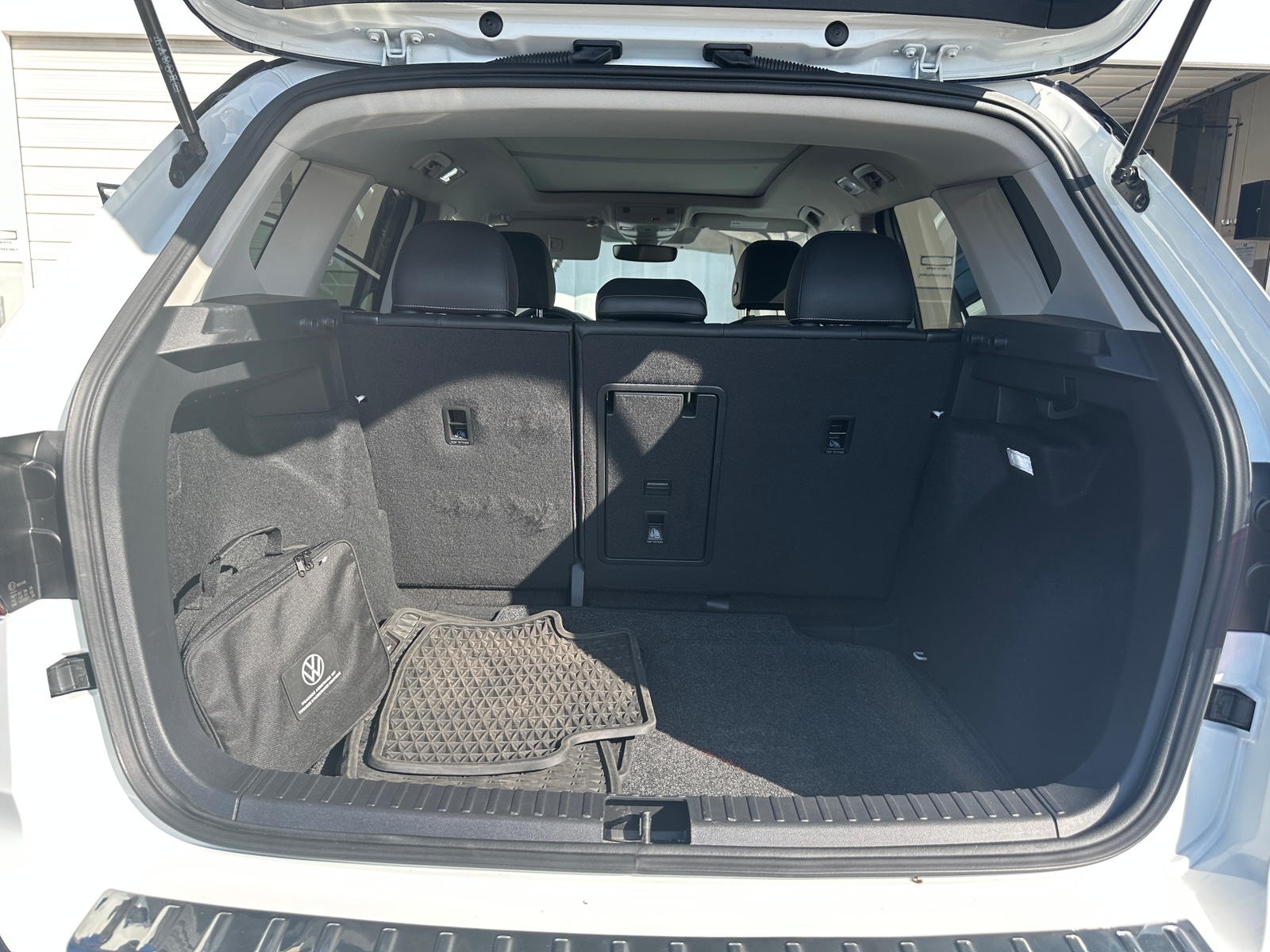 Thumbnail: 2024 Volkswagen Taos - 7