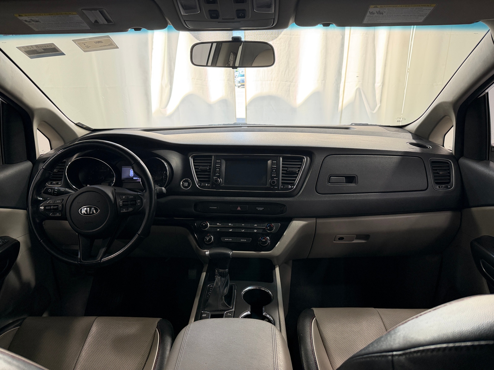 Thumbnail: 2021 Kia Sedona - 2