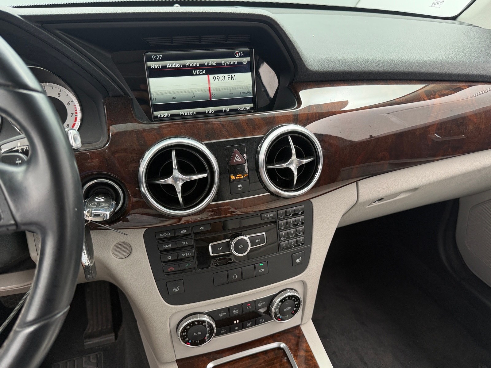 Thumbnail: 2014 Mercedes-Benz GLK - 3