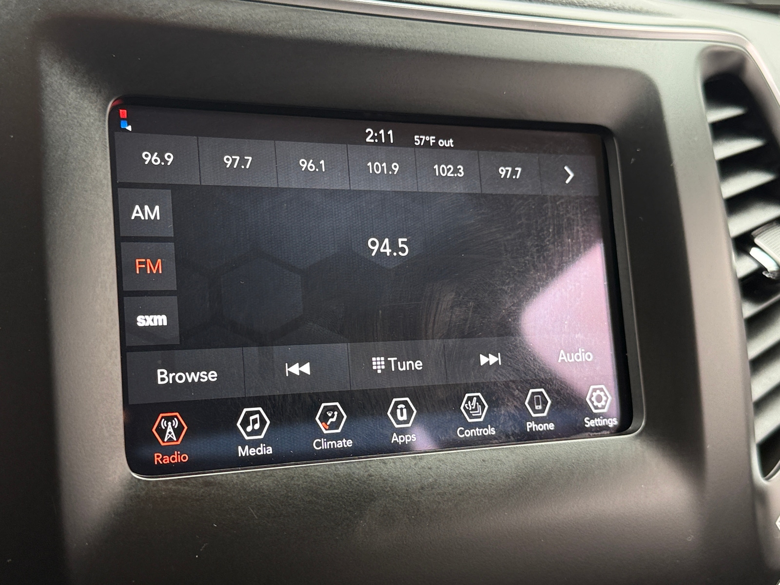 Thumbnail: 2019 Jeep Cherokee - 4