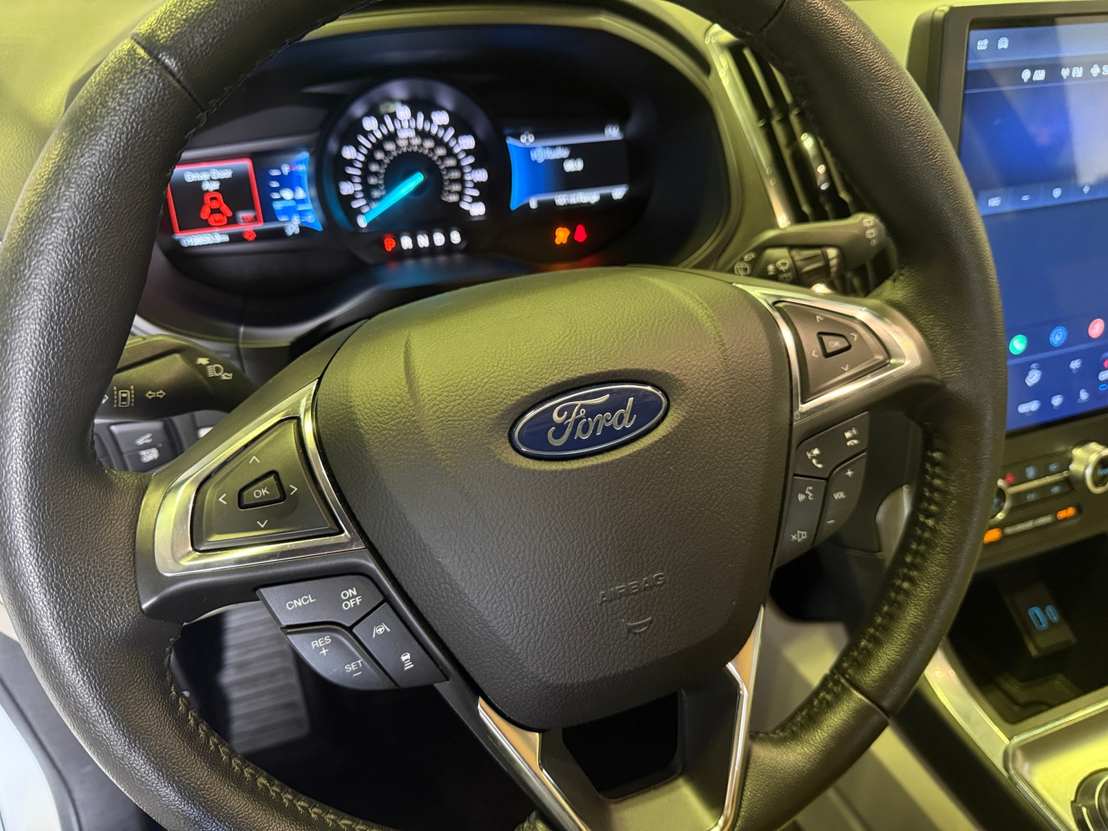 Thumbnail: 2022 Ford Edge - 4