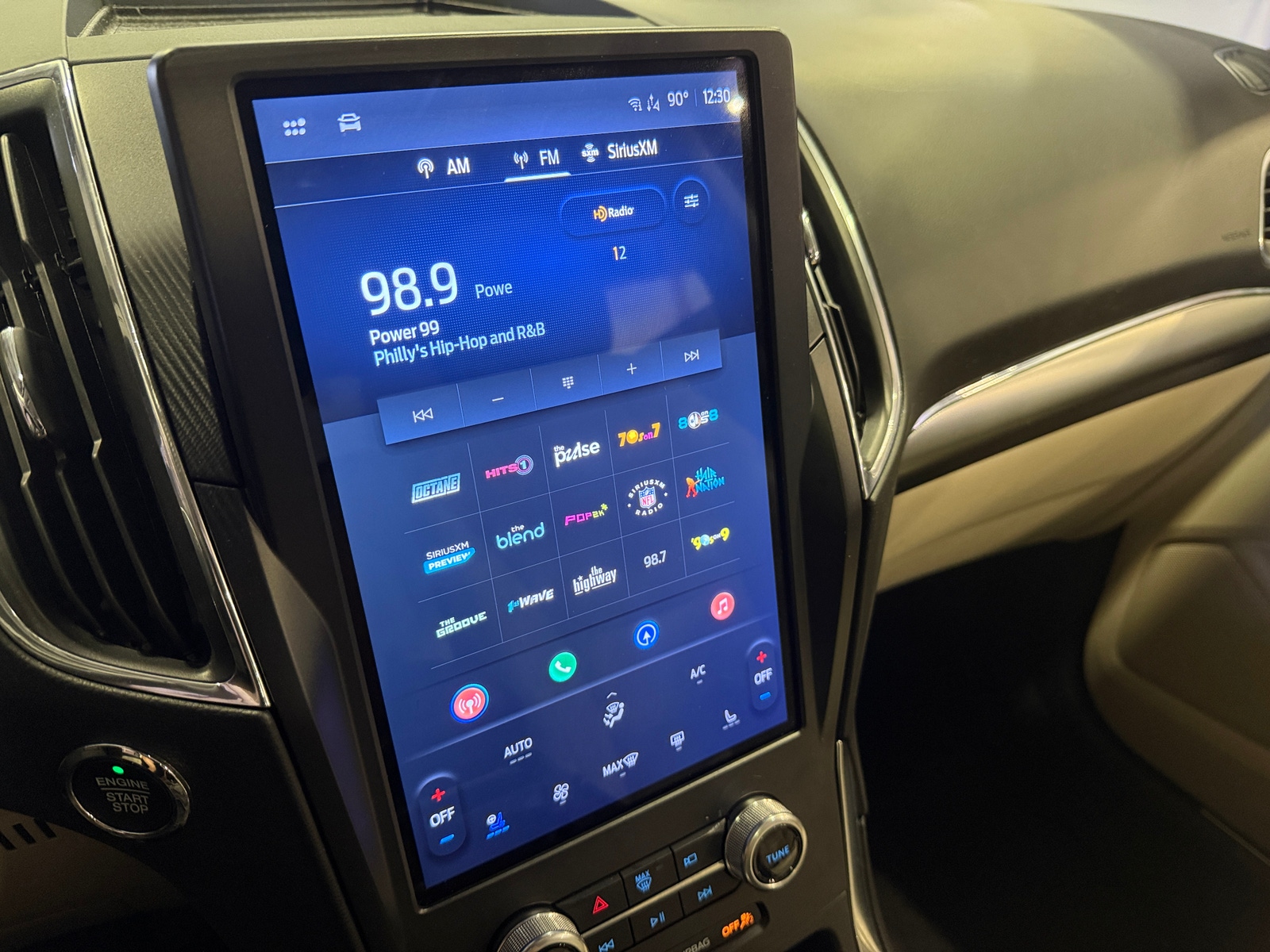 Thumbnail: 2022 Ford Edge - 3