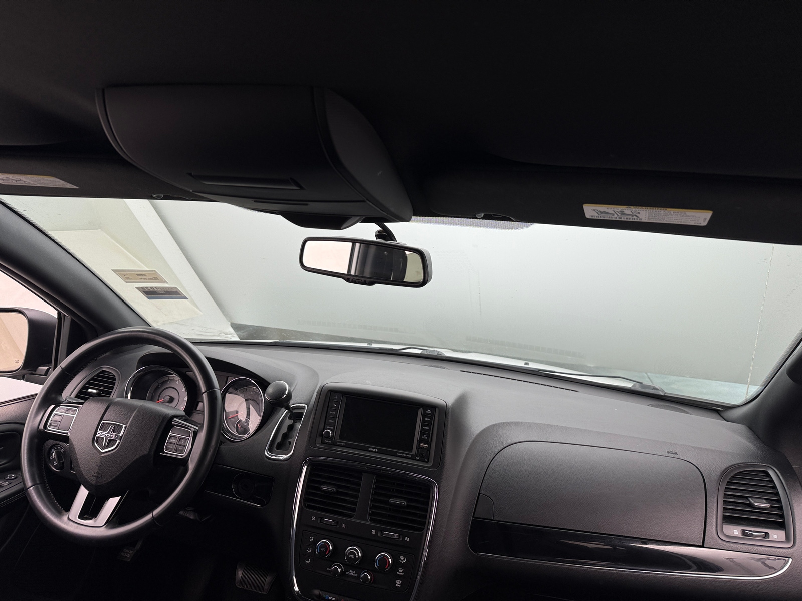 Thumbnail: 2018 Dodge Grand Caravan - 3