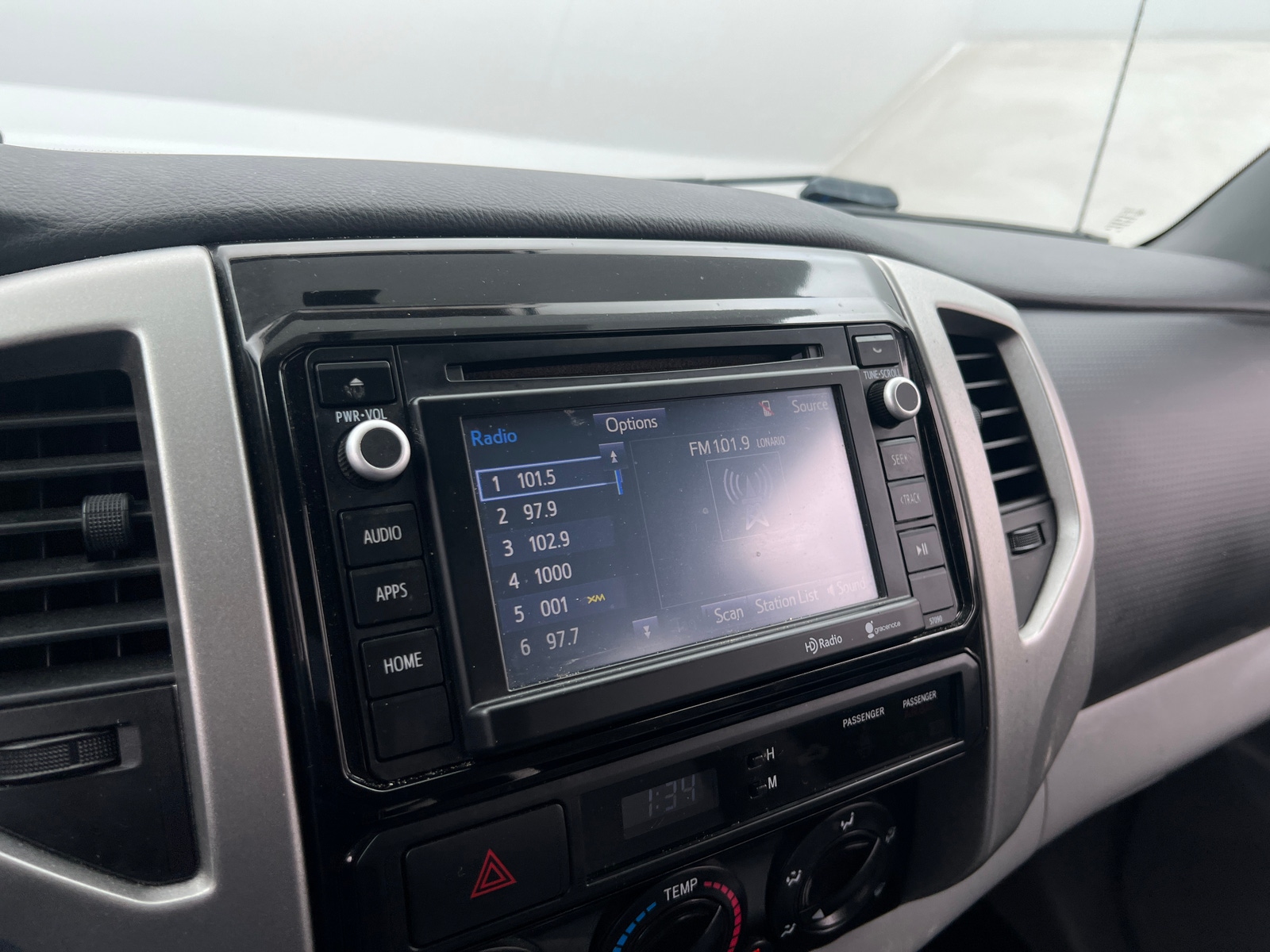 Thumbnail: 2014 Toyota Tacoma - 4