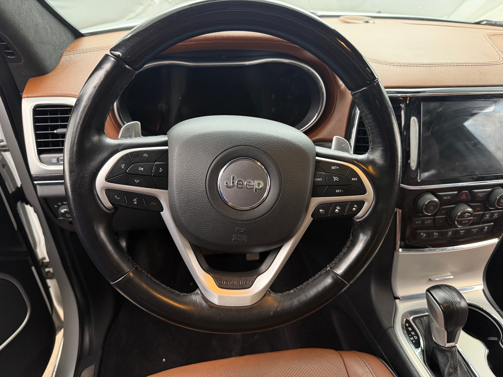 Thumbnail: 2020 Jeep Grand Cherokee - 4