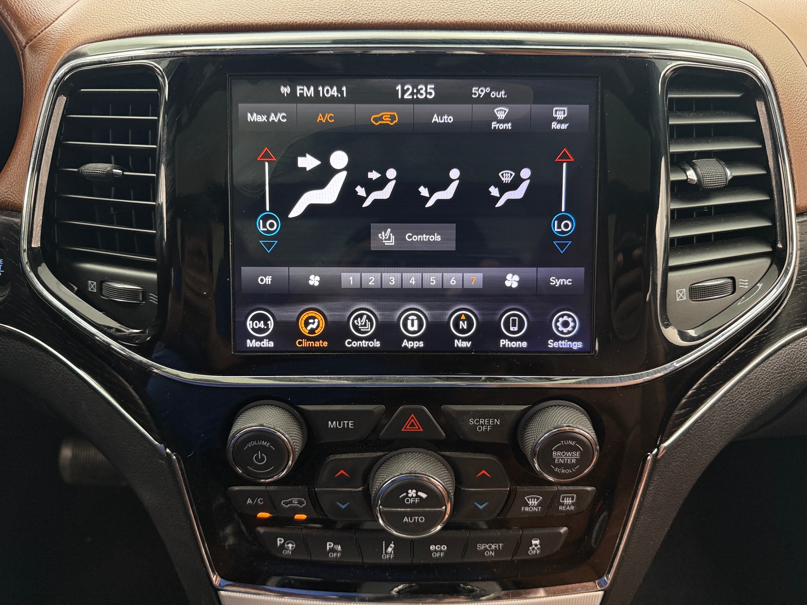 Thumbnail: 2020 Jeep Grand Cherokee - 3