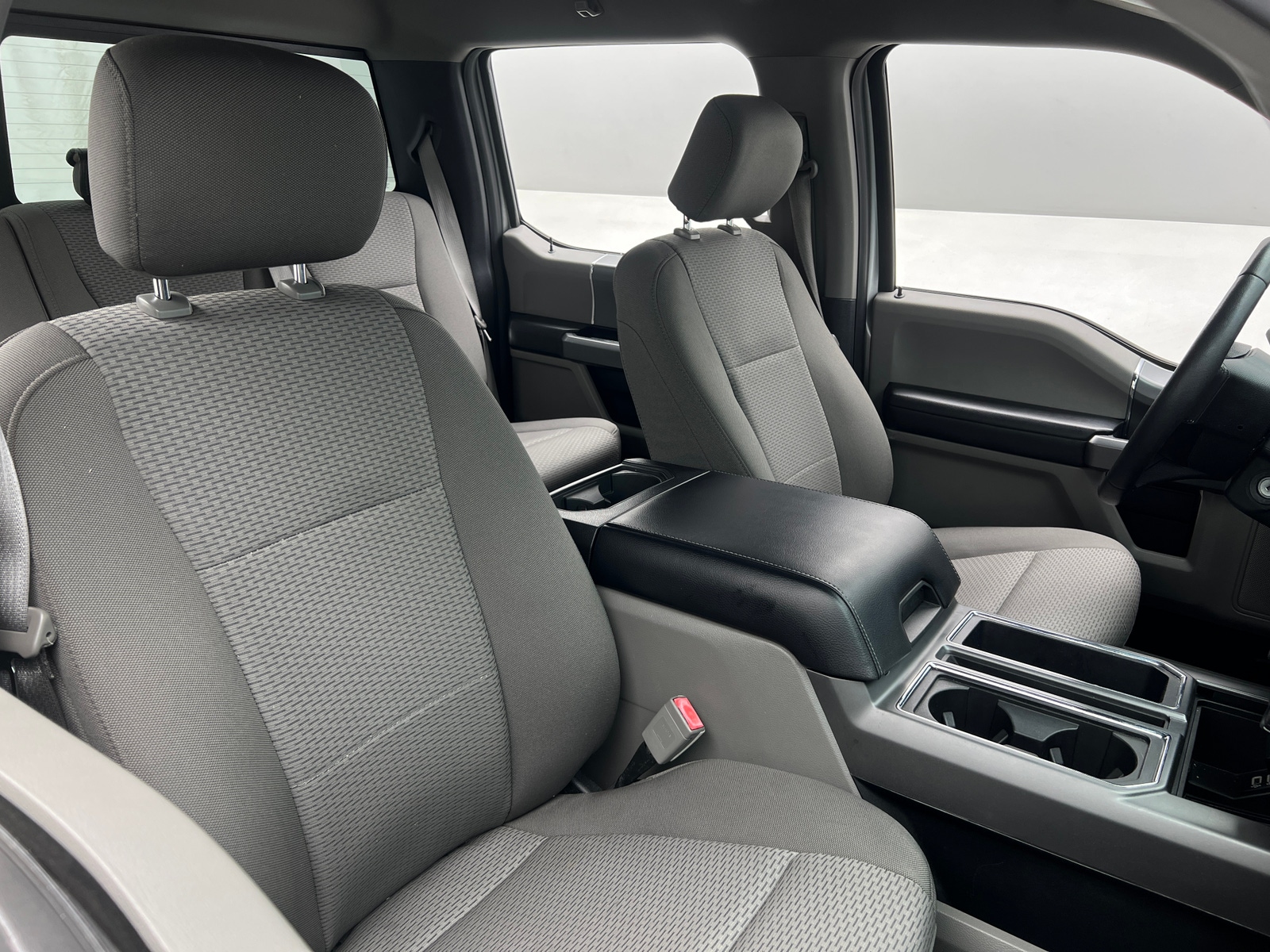 Thumbnail: 2018 Ford Econoline - 2