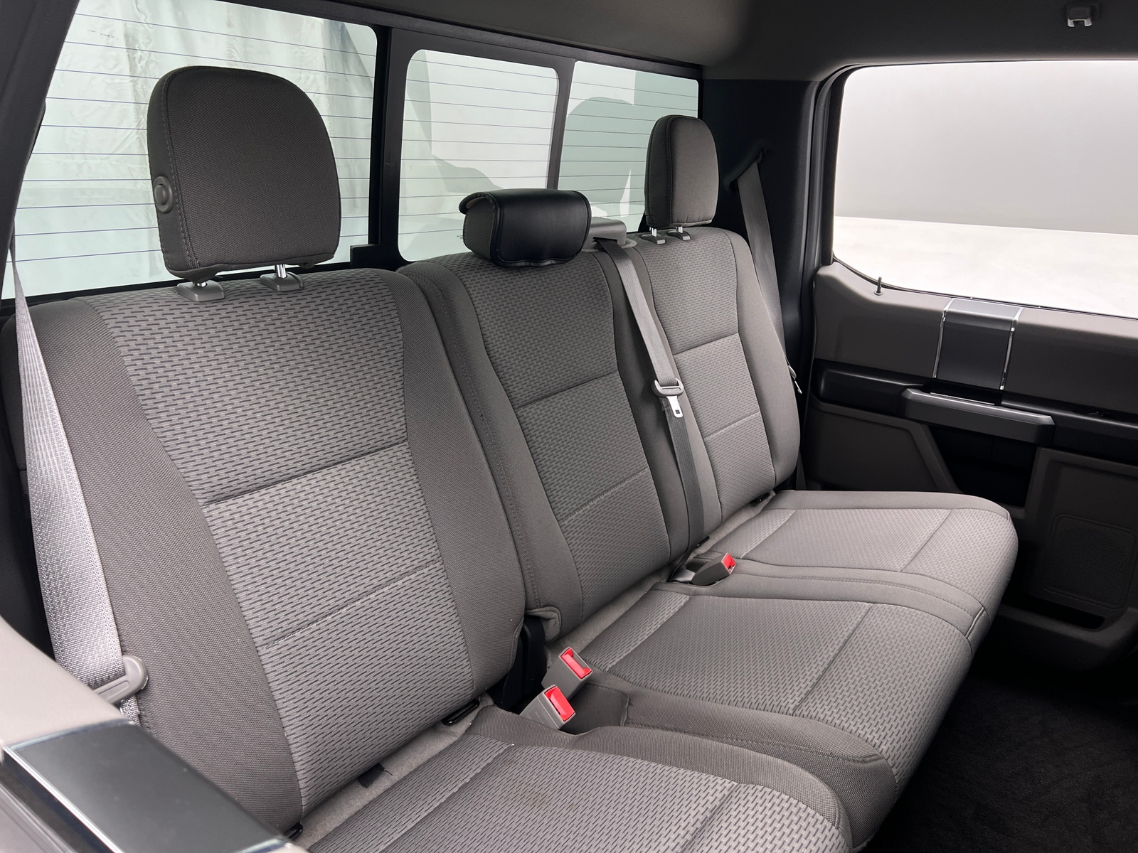 Thumbnail: 2018 Ford Econoline - 6