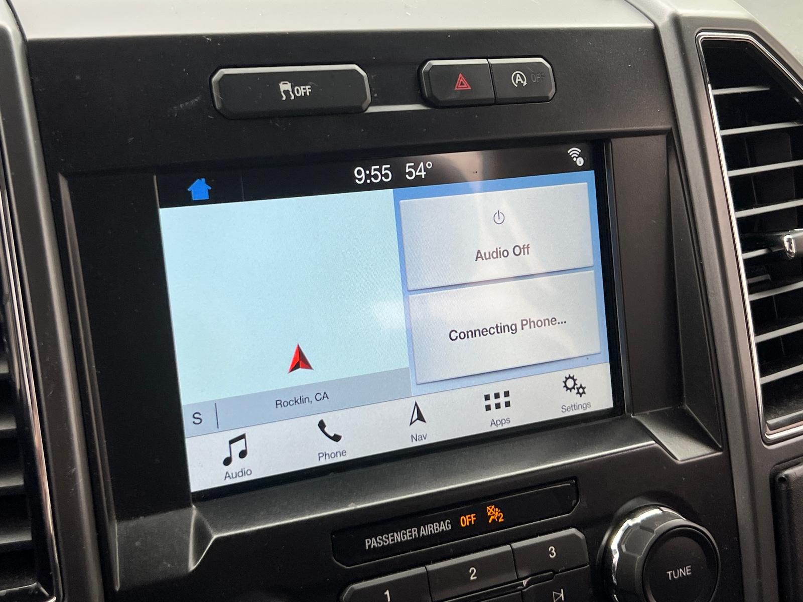 Thumbnail: 2018 Ford Econoline - 4