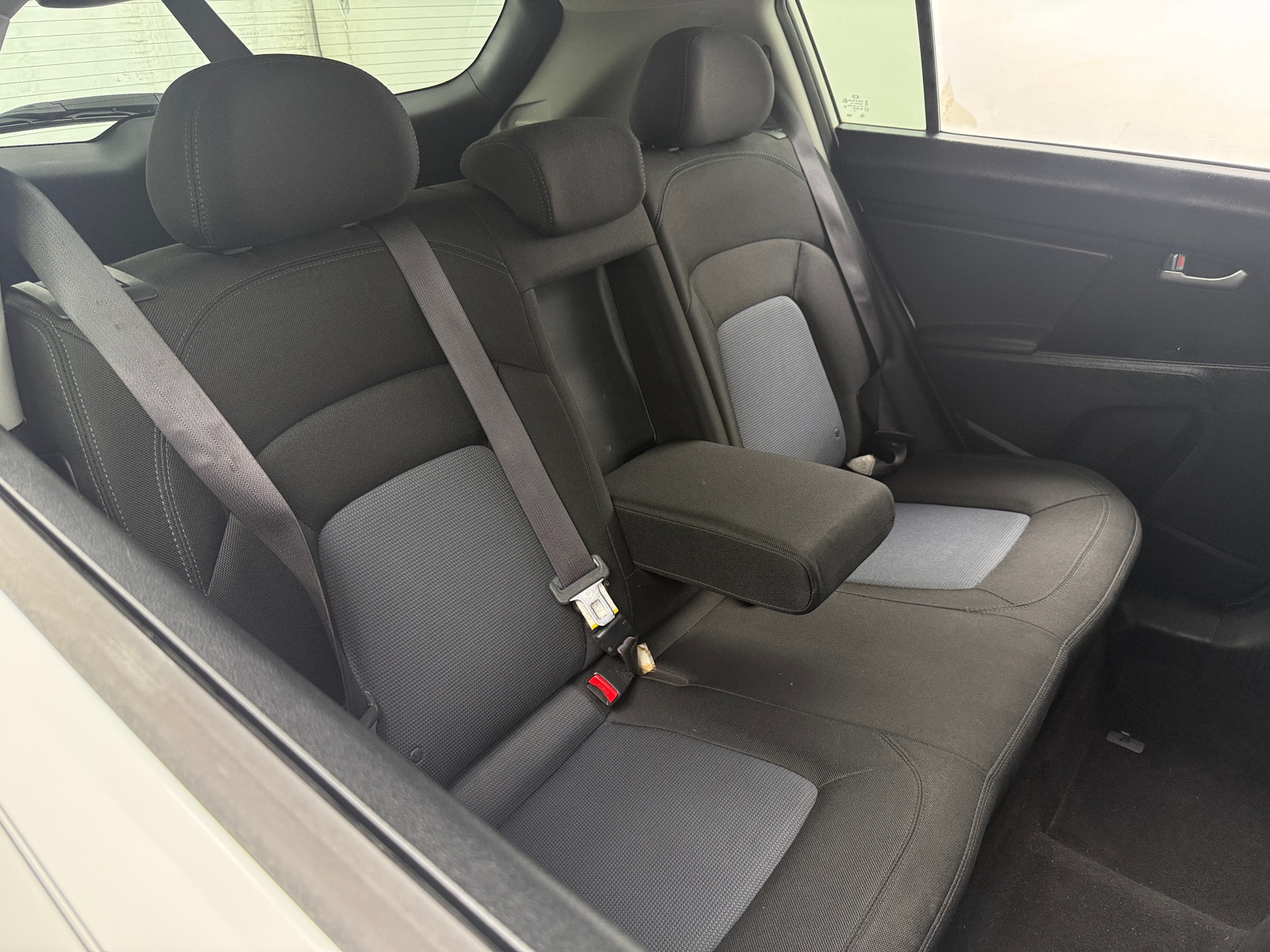 Thumbnail: 2016 Kia Sportage - 6