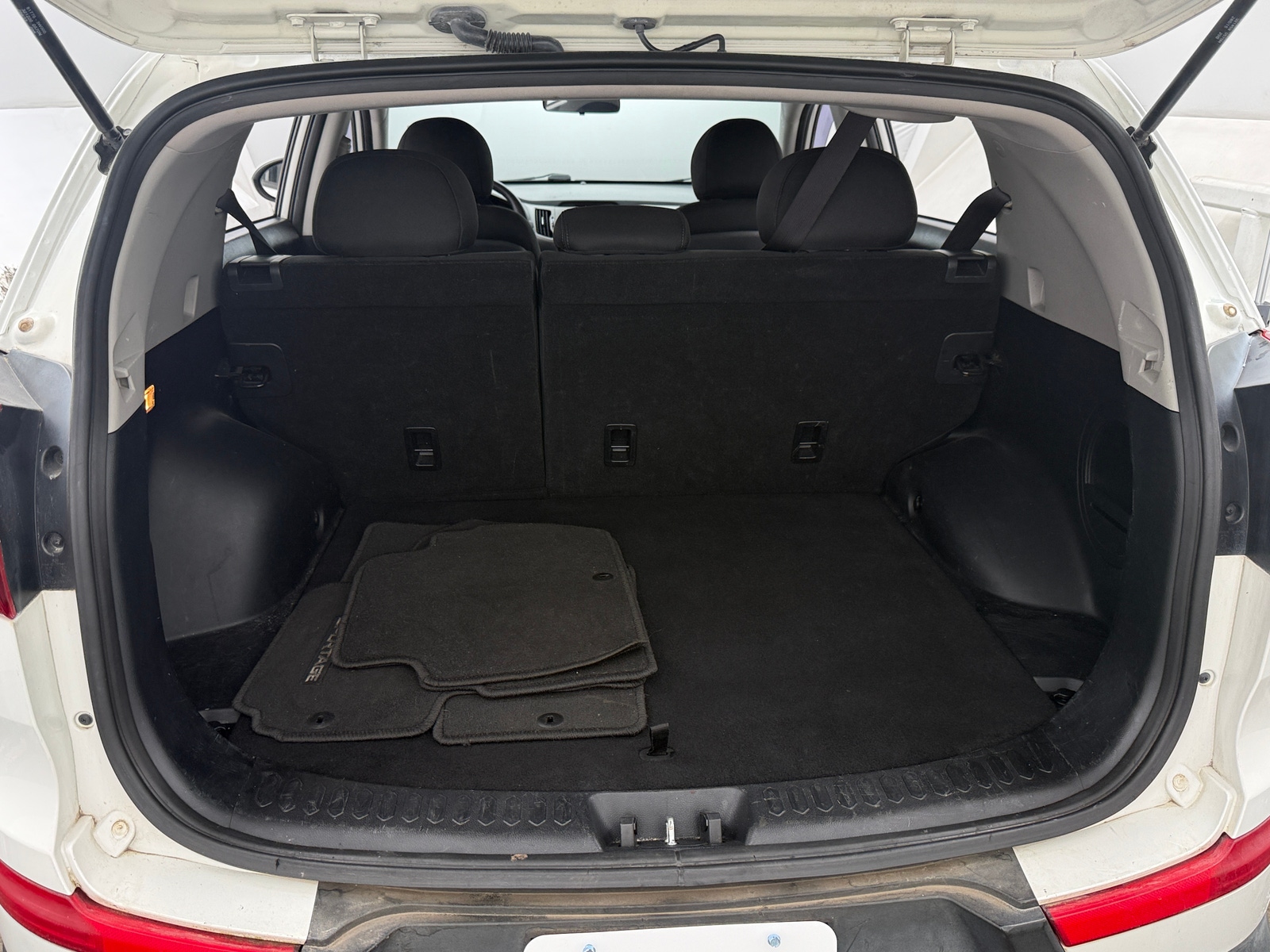 Thumbnail: 2016 Kia Sportage - 7